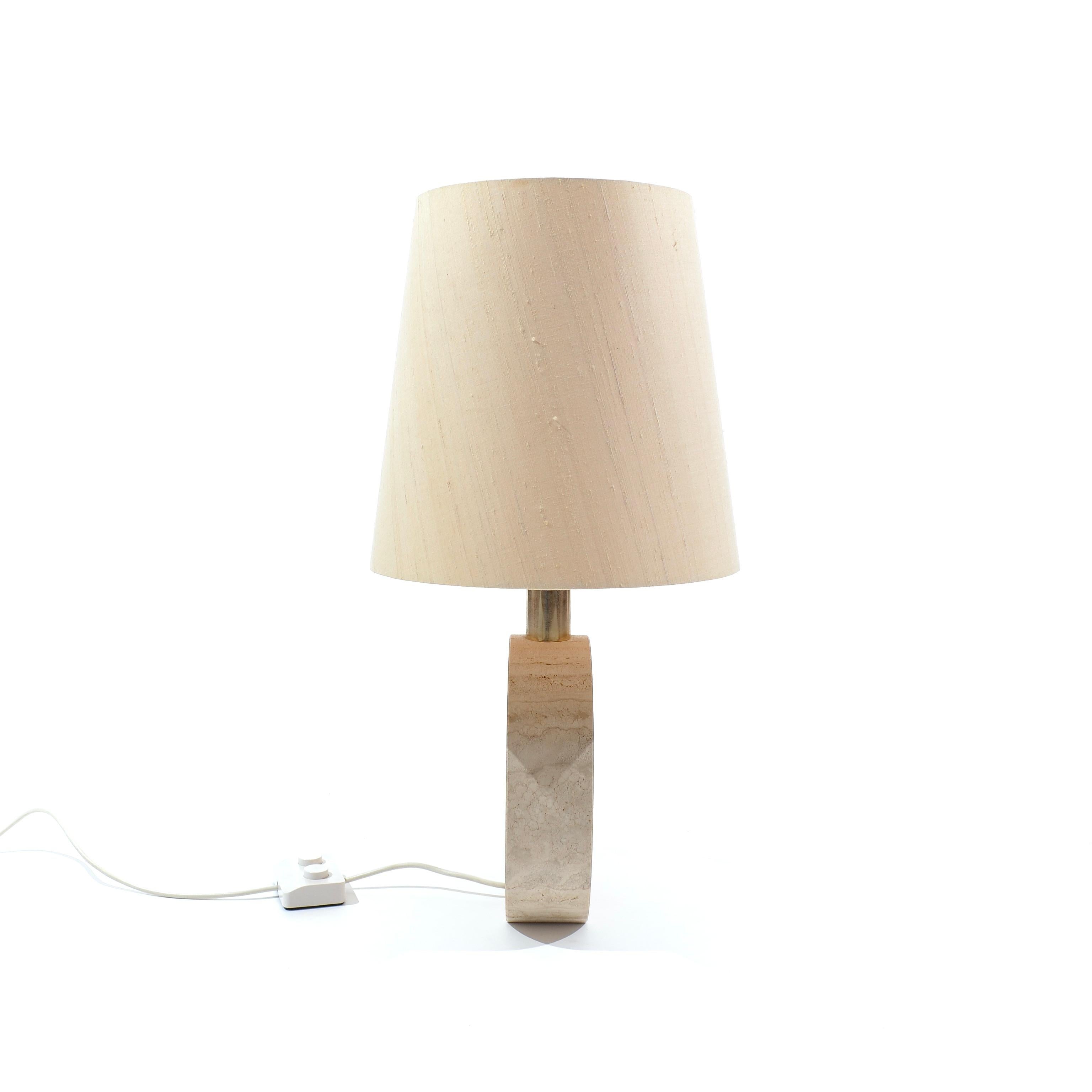 Italian Travertine Table Lamp, Fratelli Mannelli, 1970's, Italy For Sale