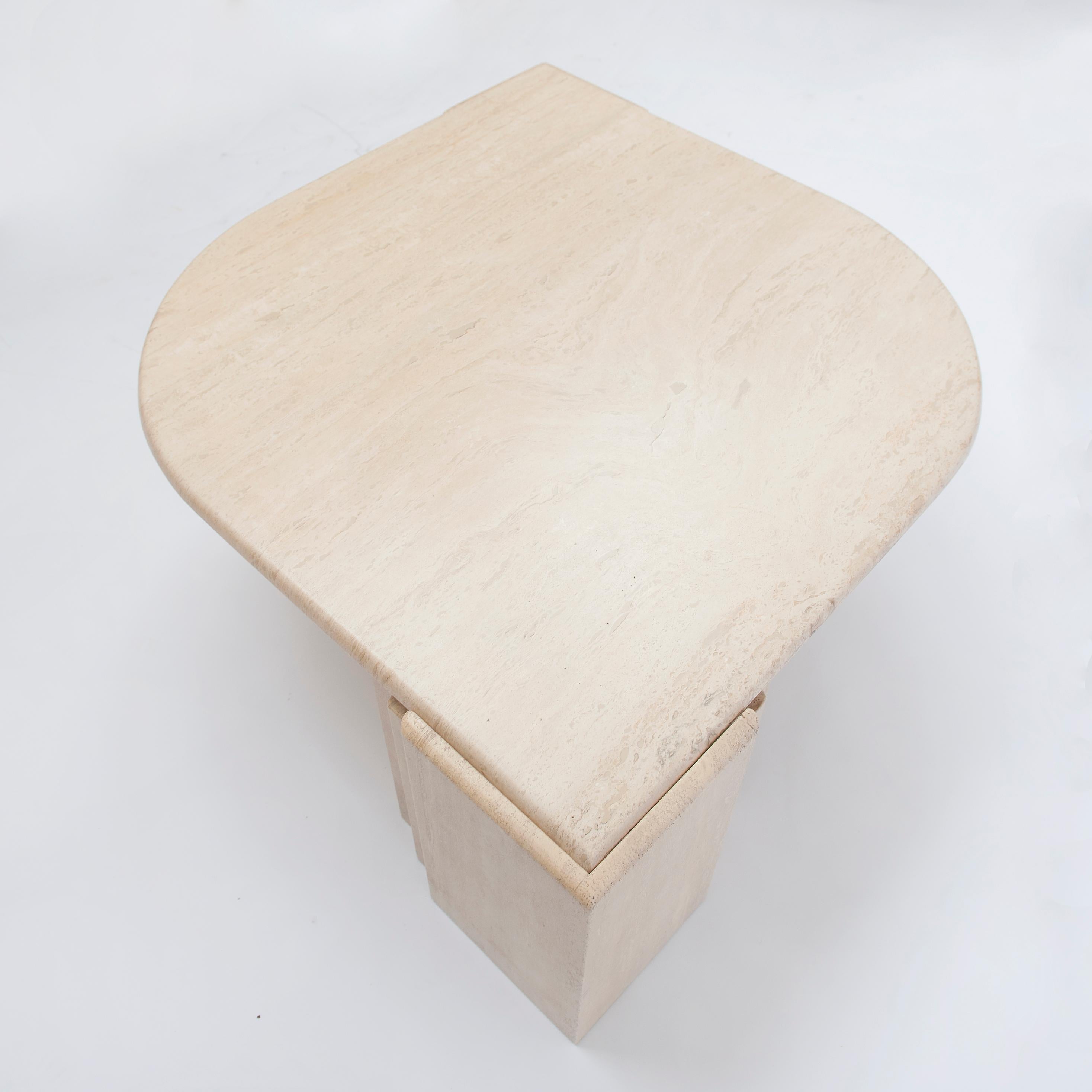 teardrop shaped coffee table