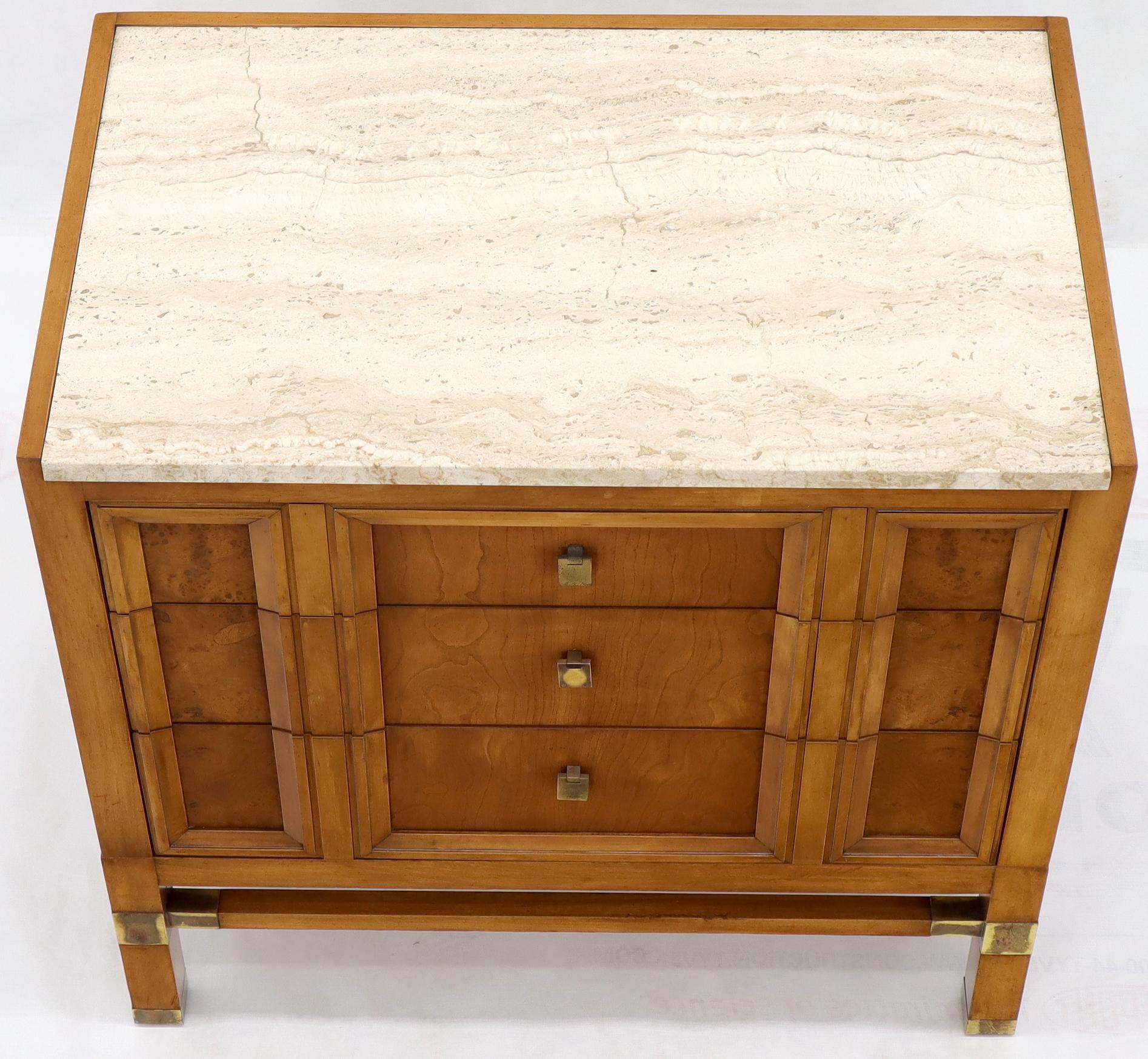 Travertine Top Three Drawers Bachelors Chest with Brass Pulls and Accents In Good Condition For Sale In Rockaway, NJ
