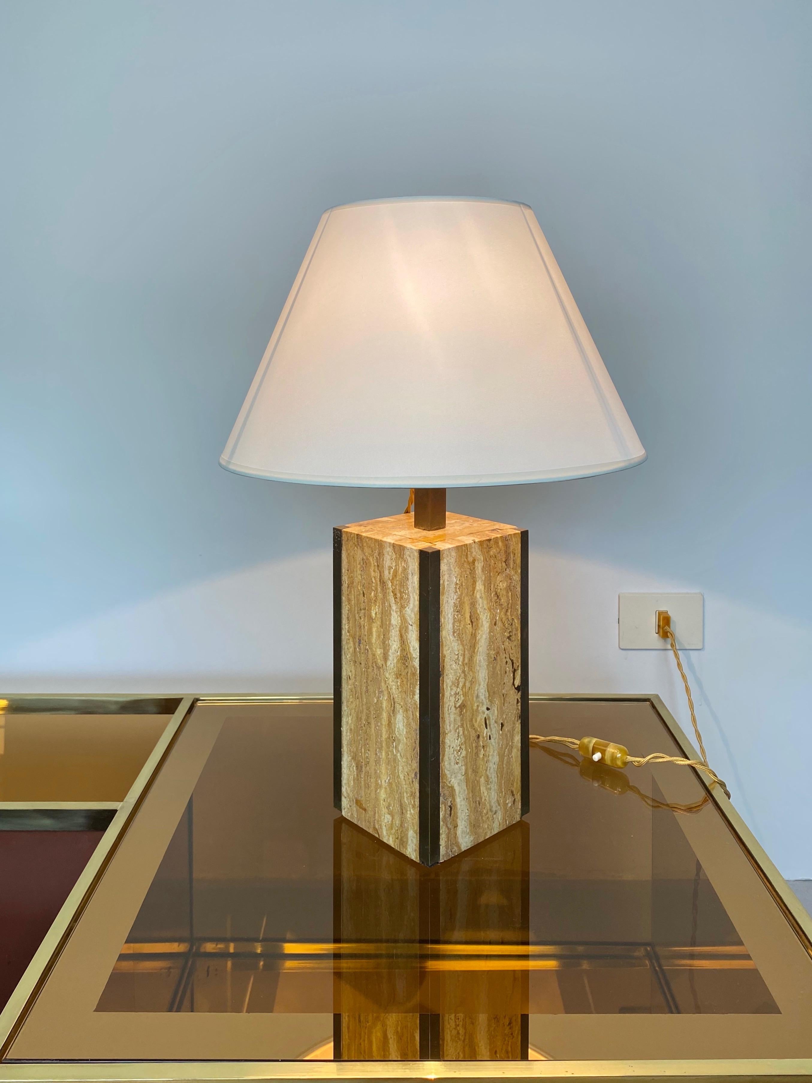 Mid-Century Modern Travertine Walnut and Brass Table Lamp, Italy, 1970s For Sale