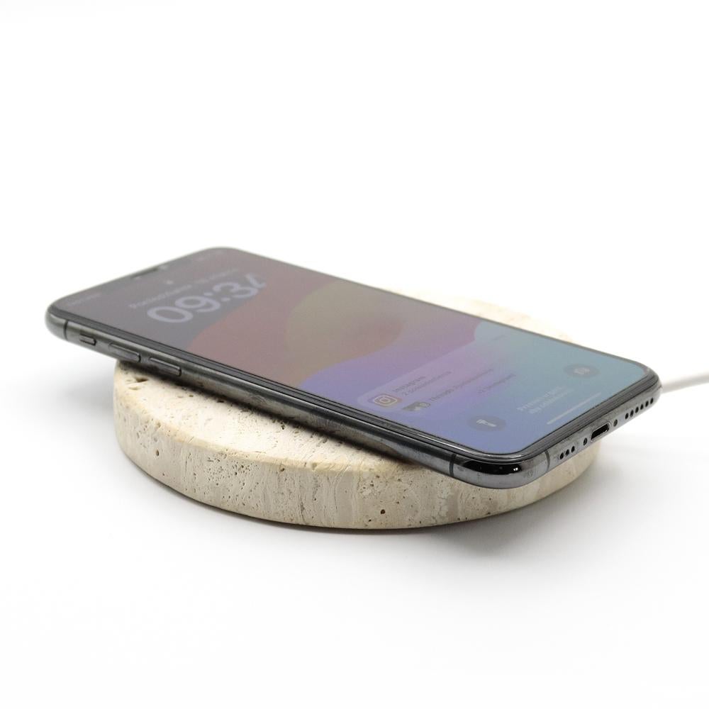 Marmo Base Travertino, piccola, caricatore wireless da 15W in vendita