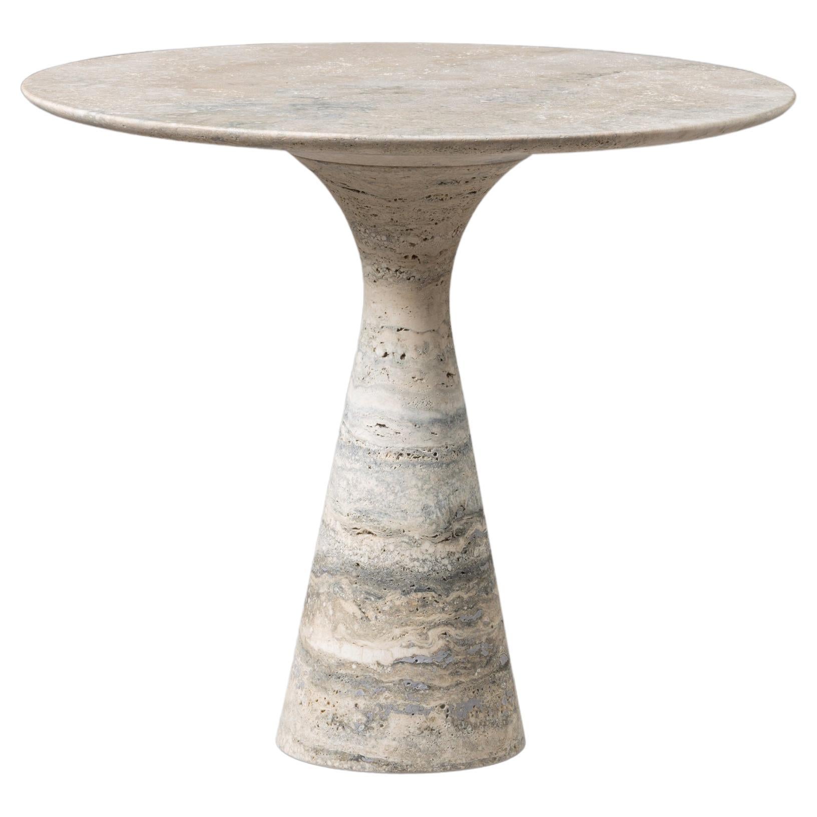 Table d'appoint en marbre travertin argenté raffiné contemporain 62/45 en vente