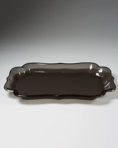 Italian 1980s Glossy Black Serving Tray with Baroque-Style Scalloped Edge