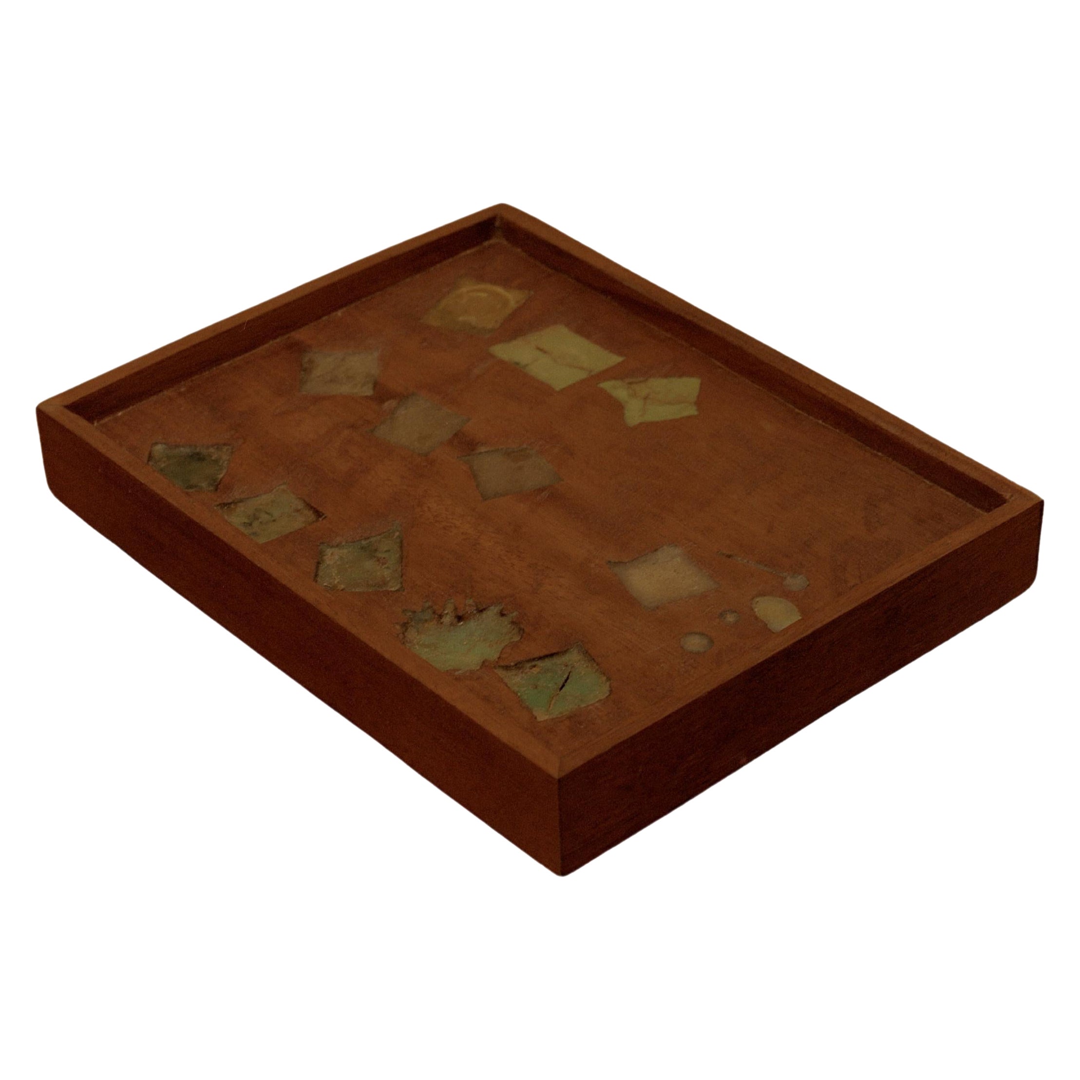 Tray by Rafael Triboli