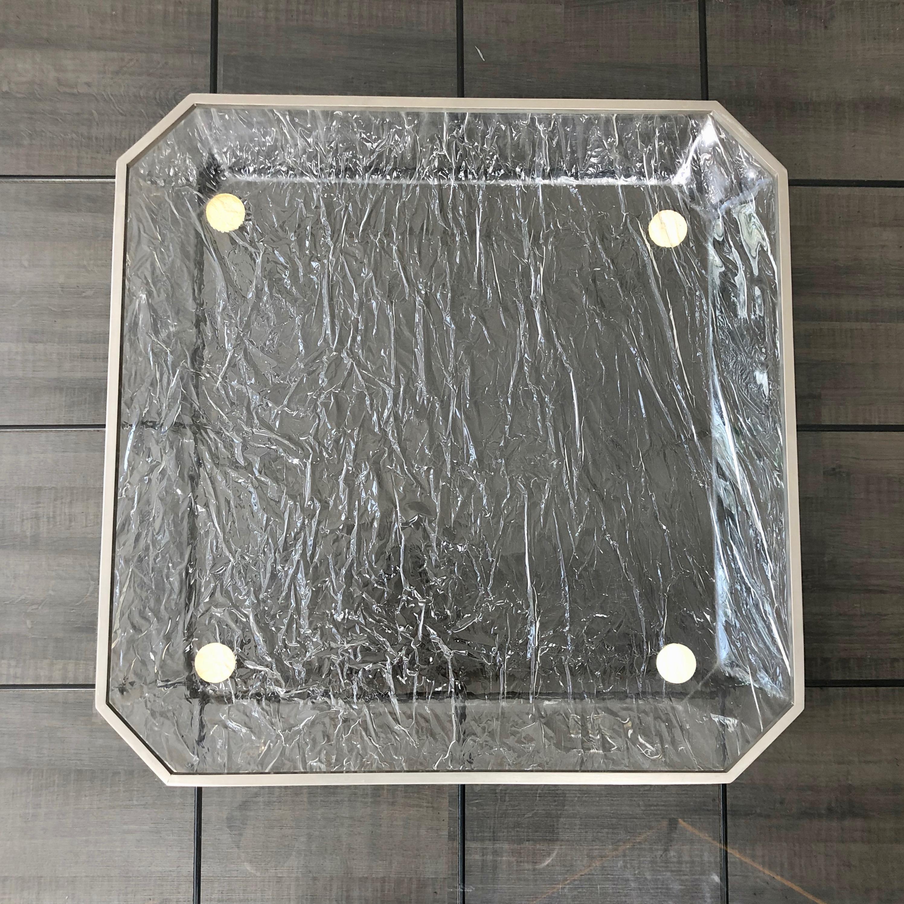 Tafelaufsatz mit Eiseffekt aus Lucite-Metall, Tablett Willy Rizzo-Stil, Italien, 1970er Jahre (Moderne der Mitte des Jahrhunderts) im Angebot