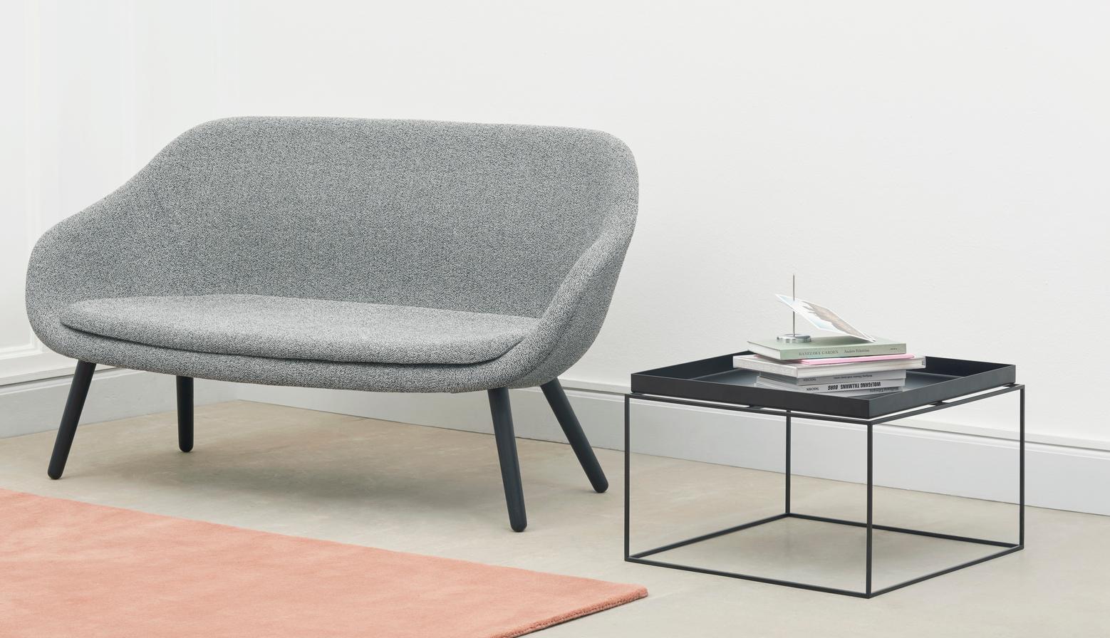 Poudré Table basse à plateau - Acier poudré noir - par HAY en vente