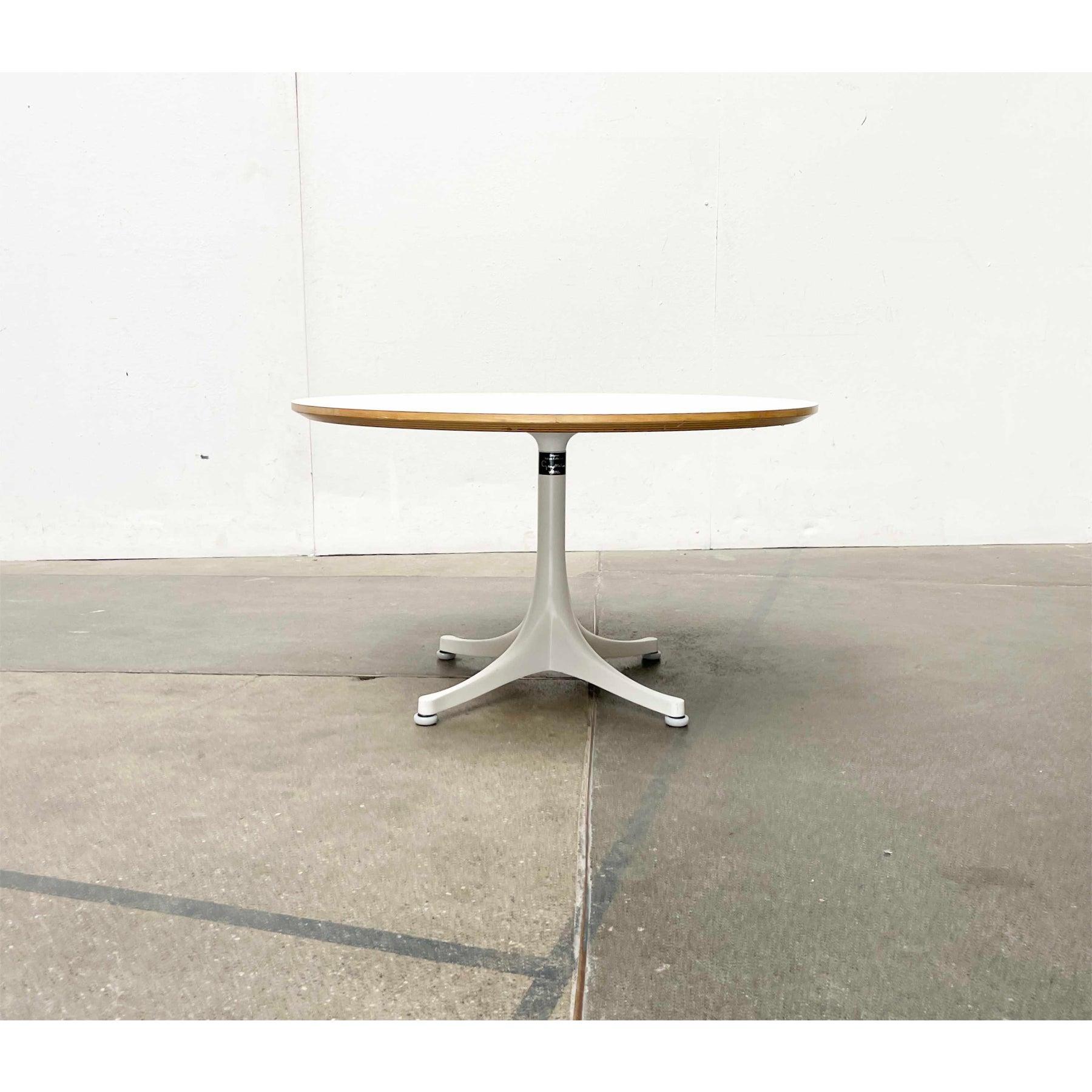 Tabletttisch von George Nelson für Vitra im Angebot 3