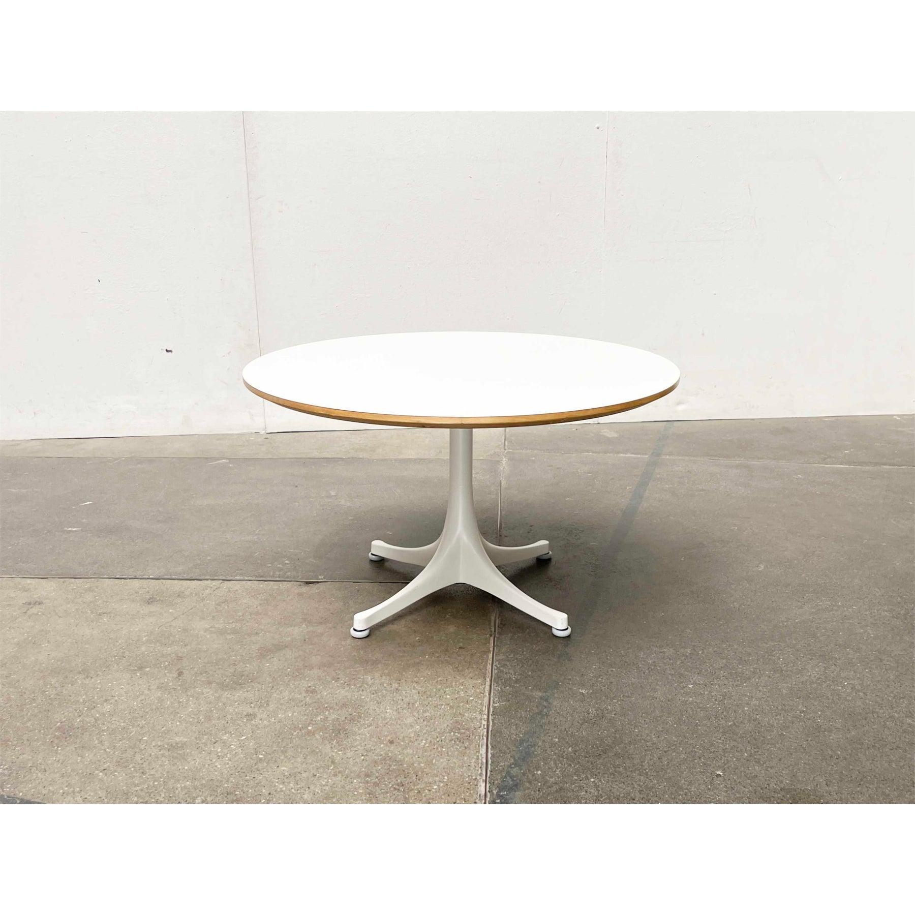 Tabletttisch von George Nelson für Vitra im Angebot 1