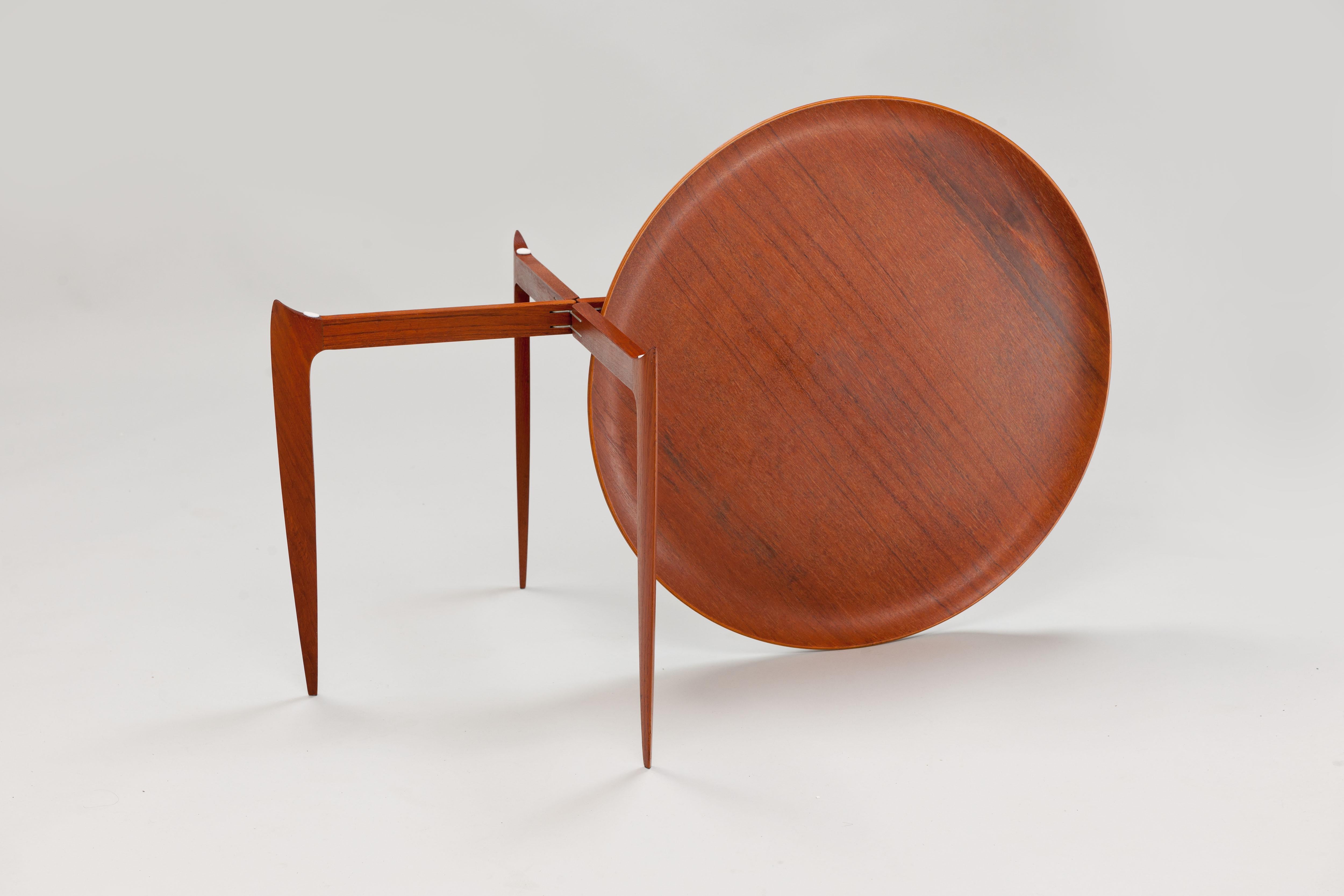 Danish Tray Table by Svend Åge Willumsen & Hans Engholm for Fritz Hansen, 1957