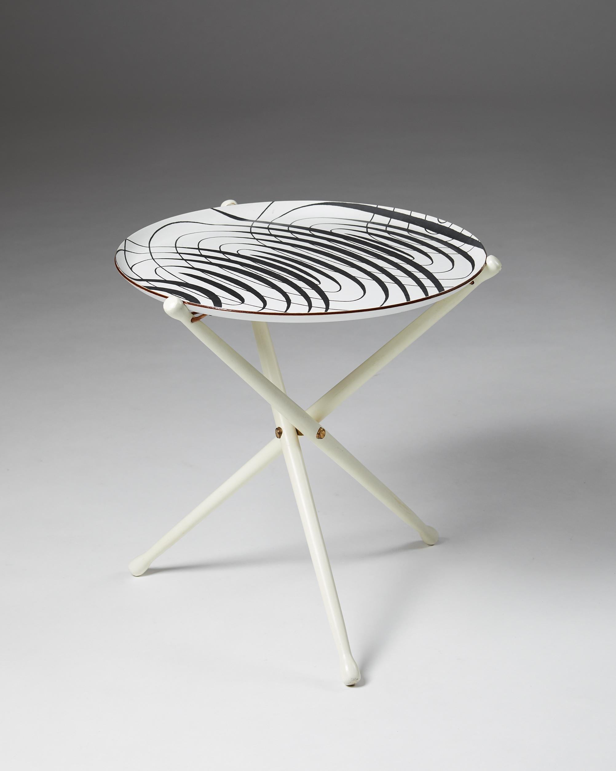 the odder side astrid