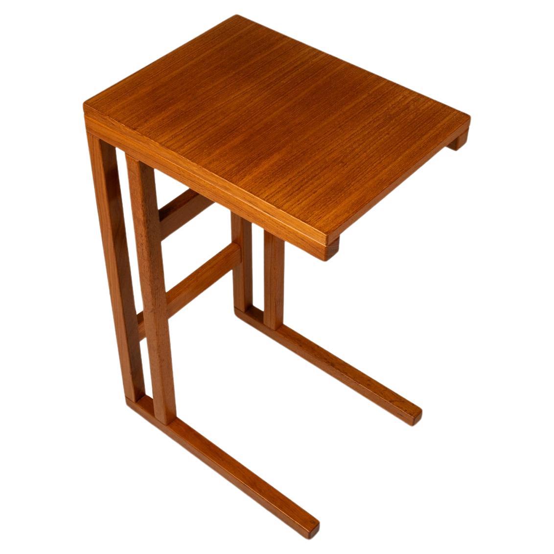 Tray Table / Sofa Table / TV Table in Teak by FBJ Møbler, Denmark, c. 1980s