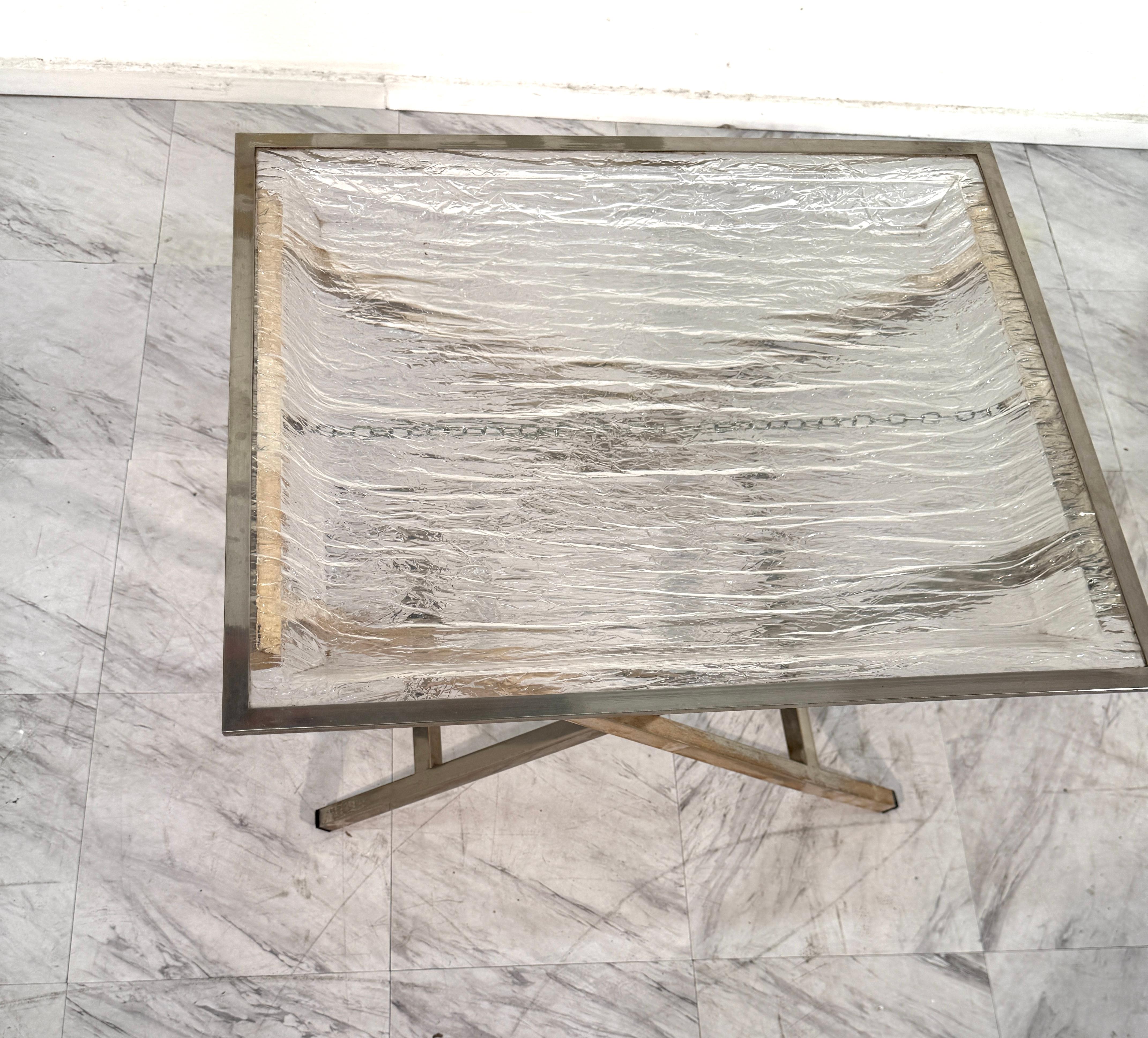 italien Table à plateau avec plateau en lucite texturé, Italie, années 1960 en vente