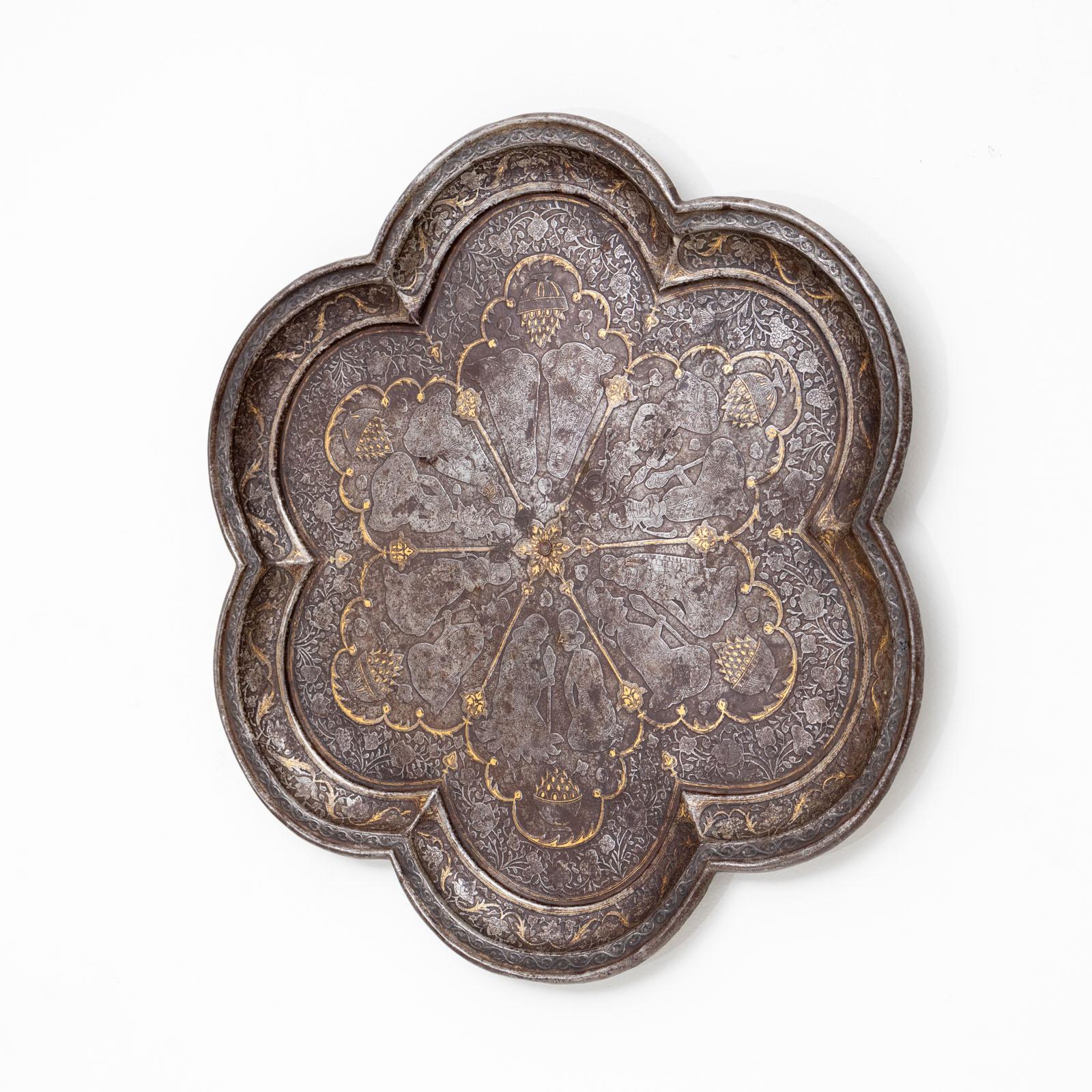 Tray with gold inlay, Persia Qajar period, 19th Century For Sale 2