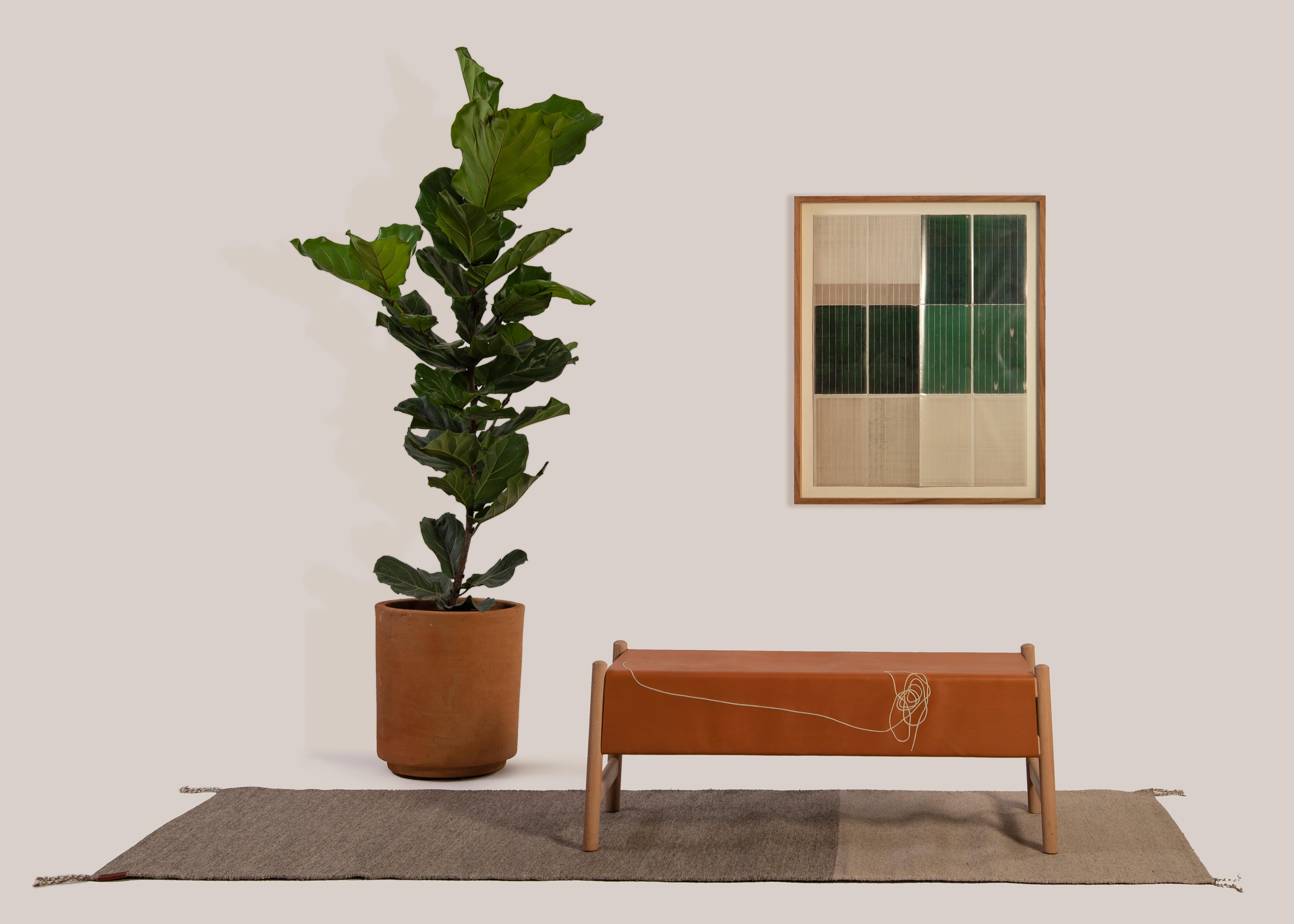 Trazo Cowhide Bench, Beech Wood and Maguey Fiber. In New Condition For Sale In Zapopan, Jalisco