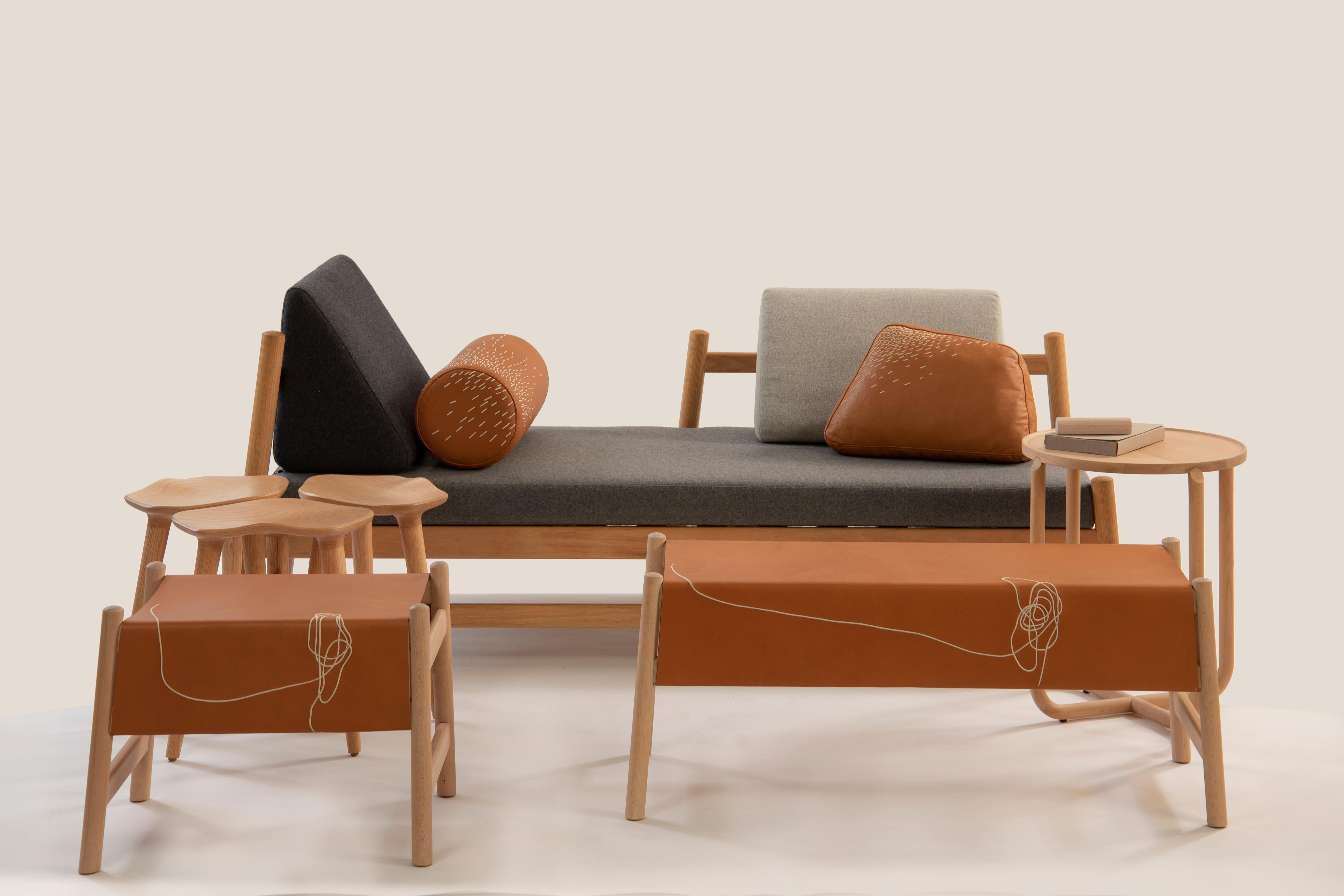 Trazo Cowhide Bench, Beech Wood and Maguey Fiber. For Sale 1