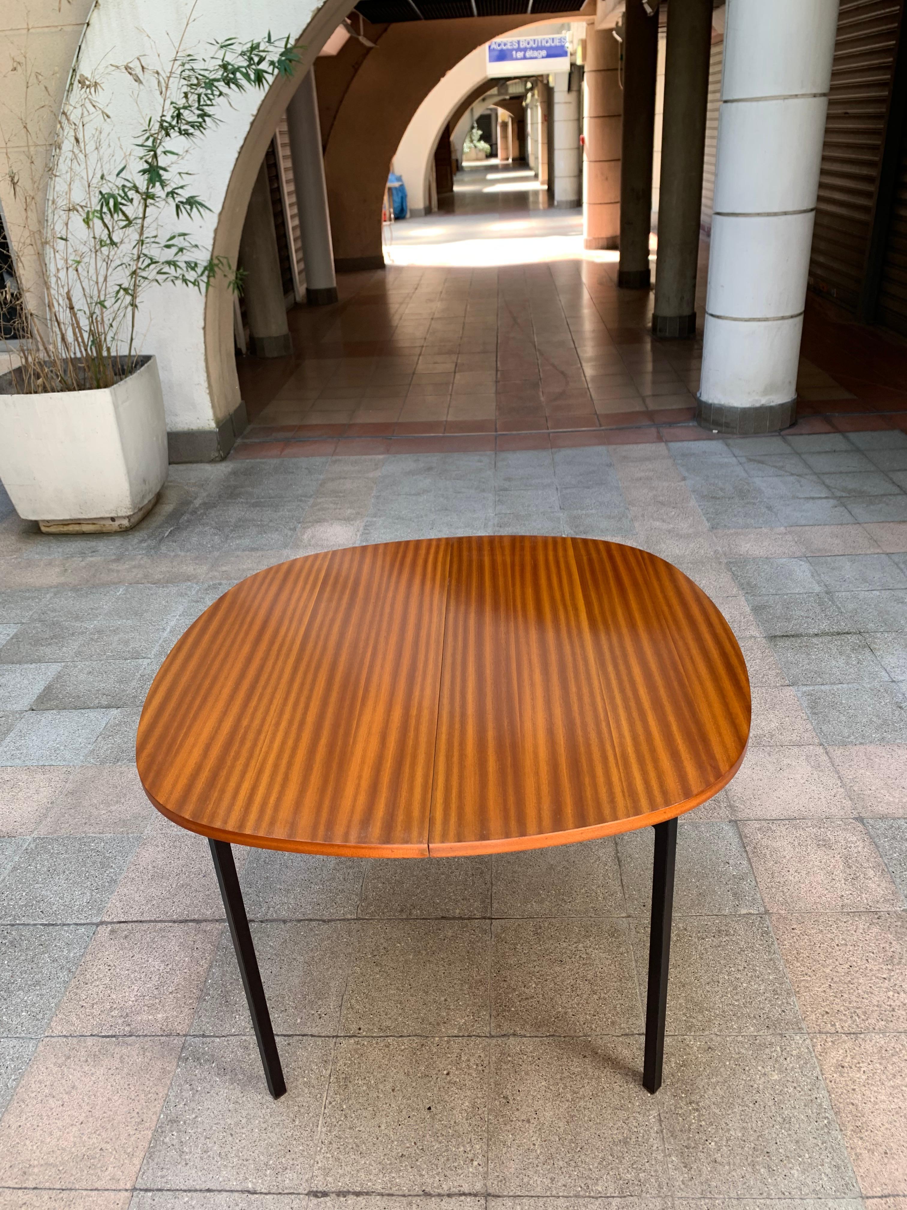 TRC20 System Dining Table, Pierre Guariche 6