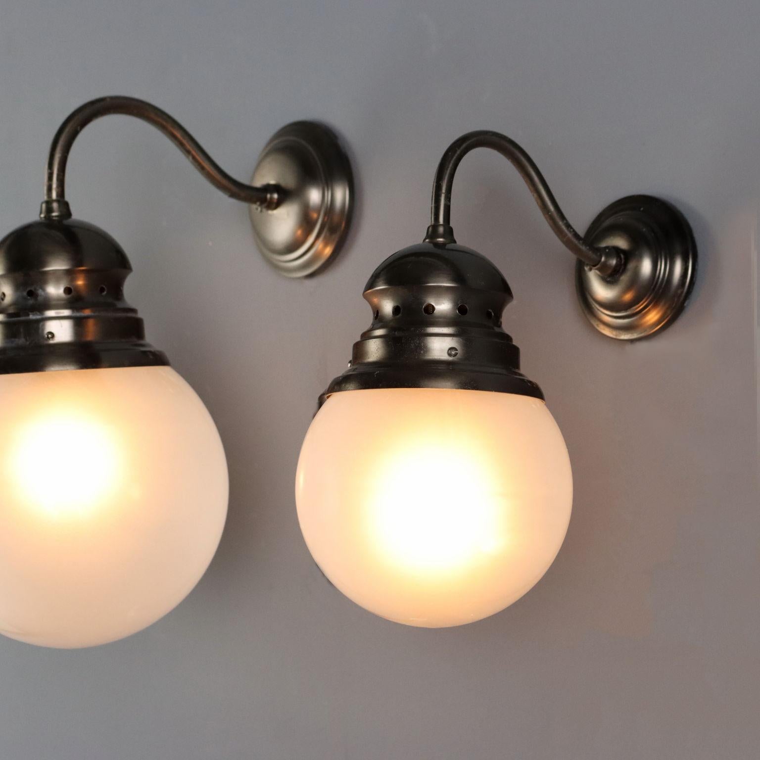 Italian Tre Lampade da Parete Anni '50-'60 in vendita