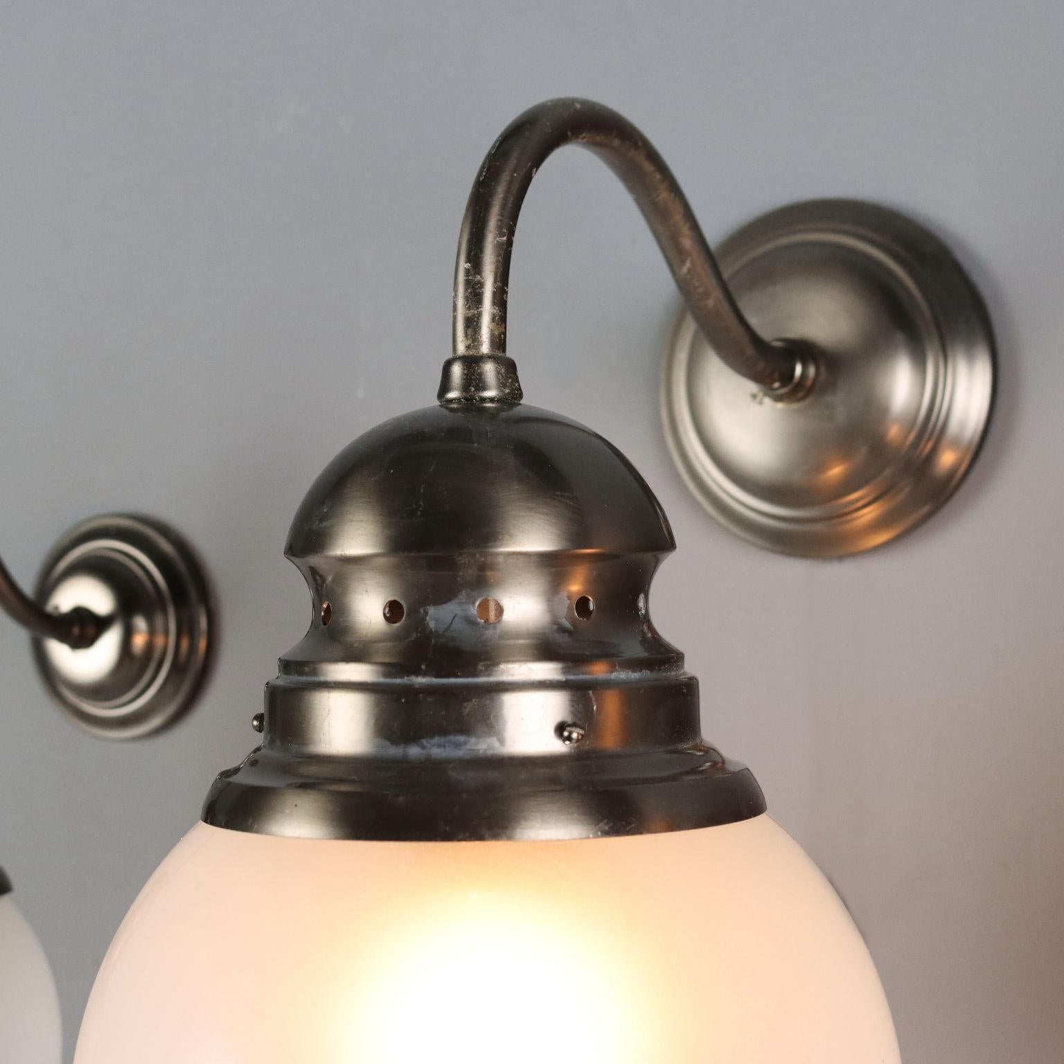 Tre Lampade da Parete Anni '50-'60 In condizioni buone in vendita a Milano, IT
