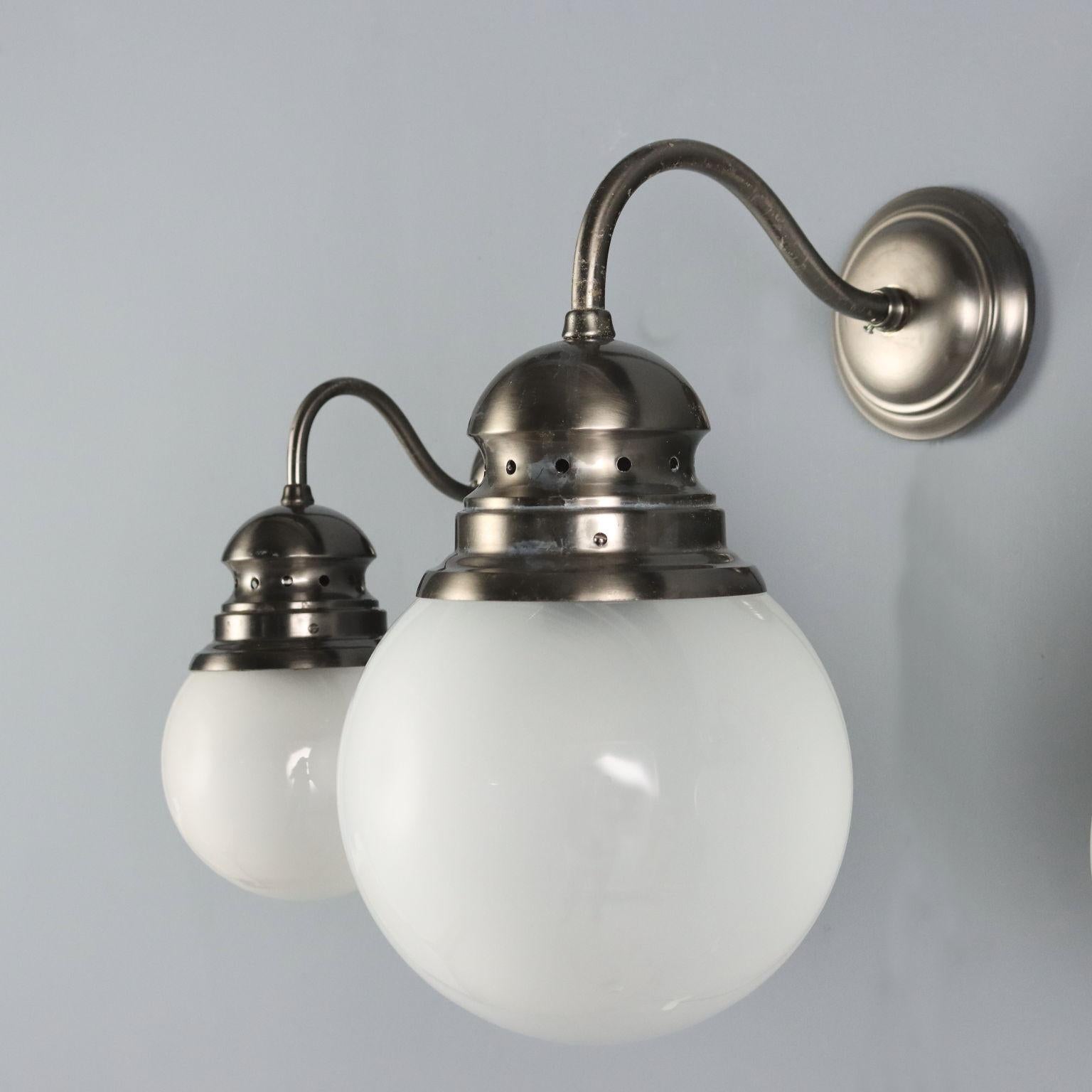 Mid-20th Century Tre Lampade da Parete Anni '50-'60 in vendita