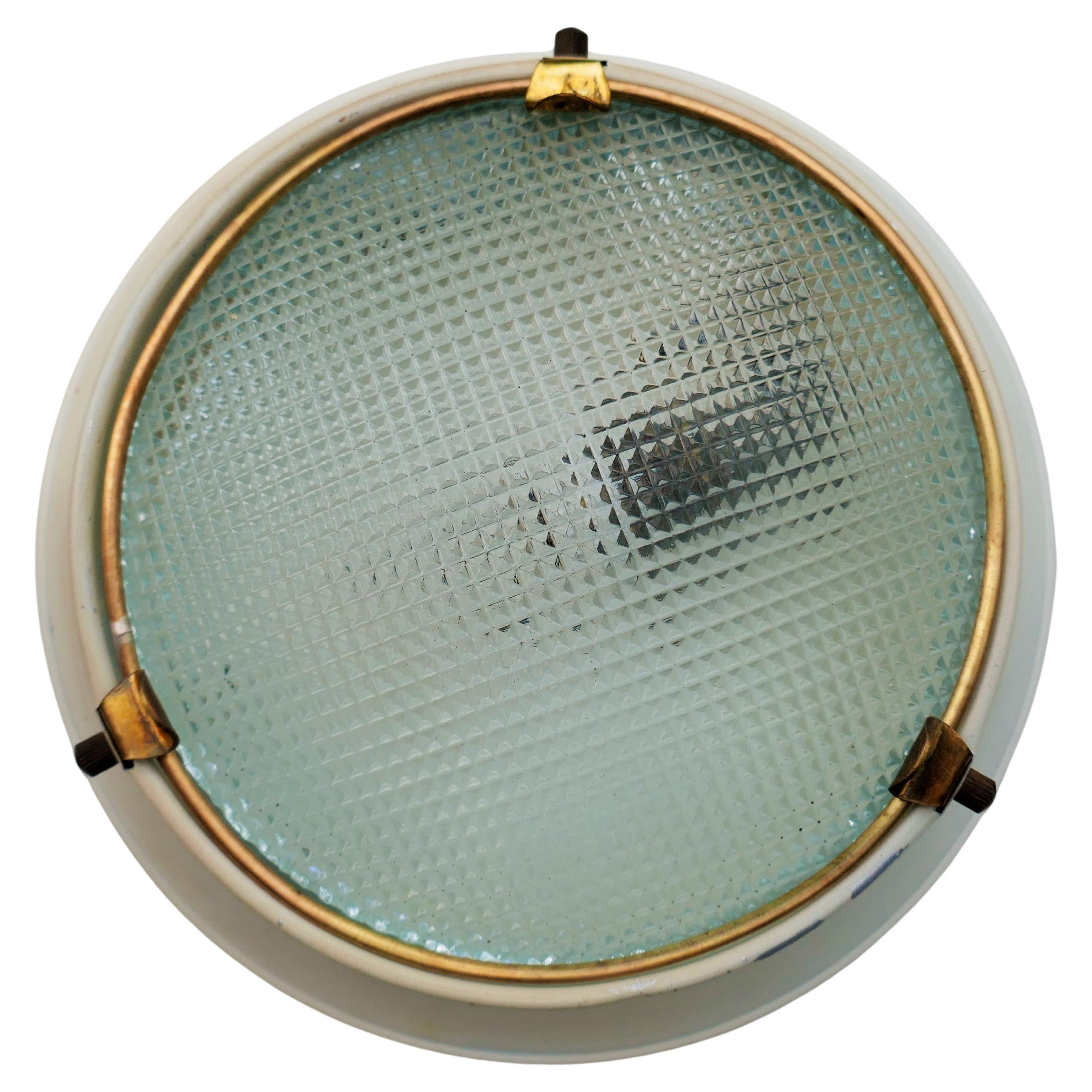 Drei Wand- oder Deckenleuchten von G.C.M.E. 1960.
Aluminiumstruktur mit Glas.
Wenn Sie einen Neuanstrich im Preis inbegriffen haben möchten, schreiben Sie.
Danke