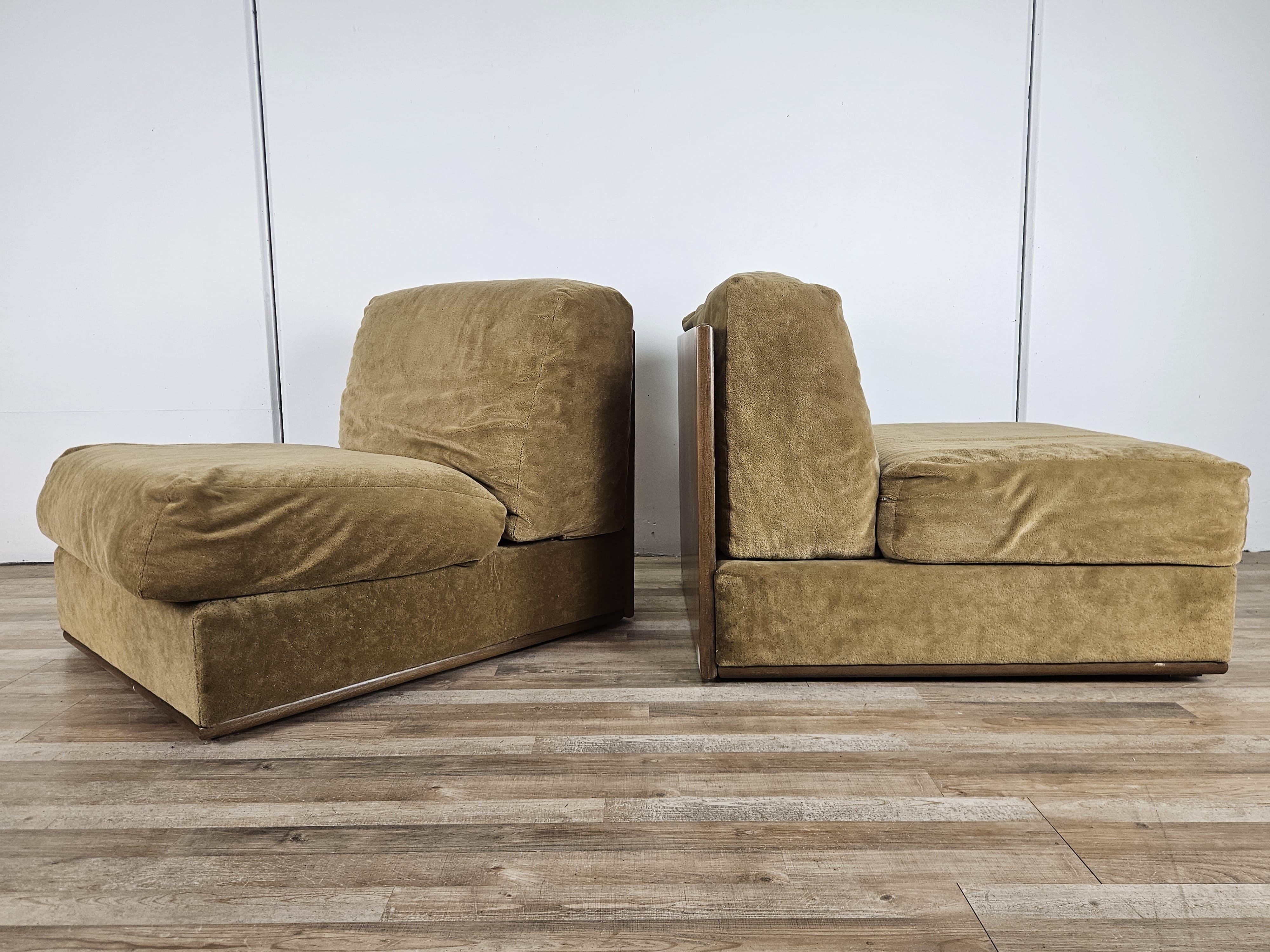 Tre poltrone lounge anni '70 in stoffa Italiano en venta