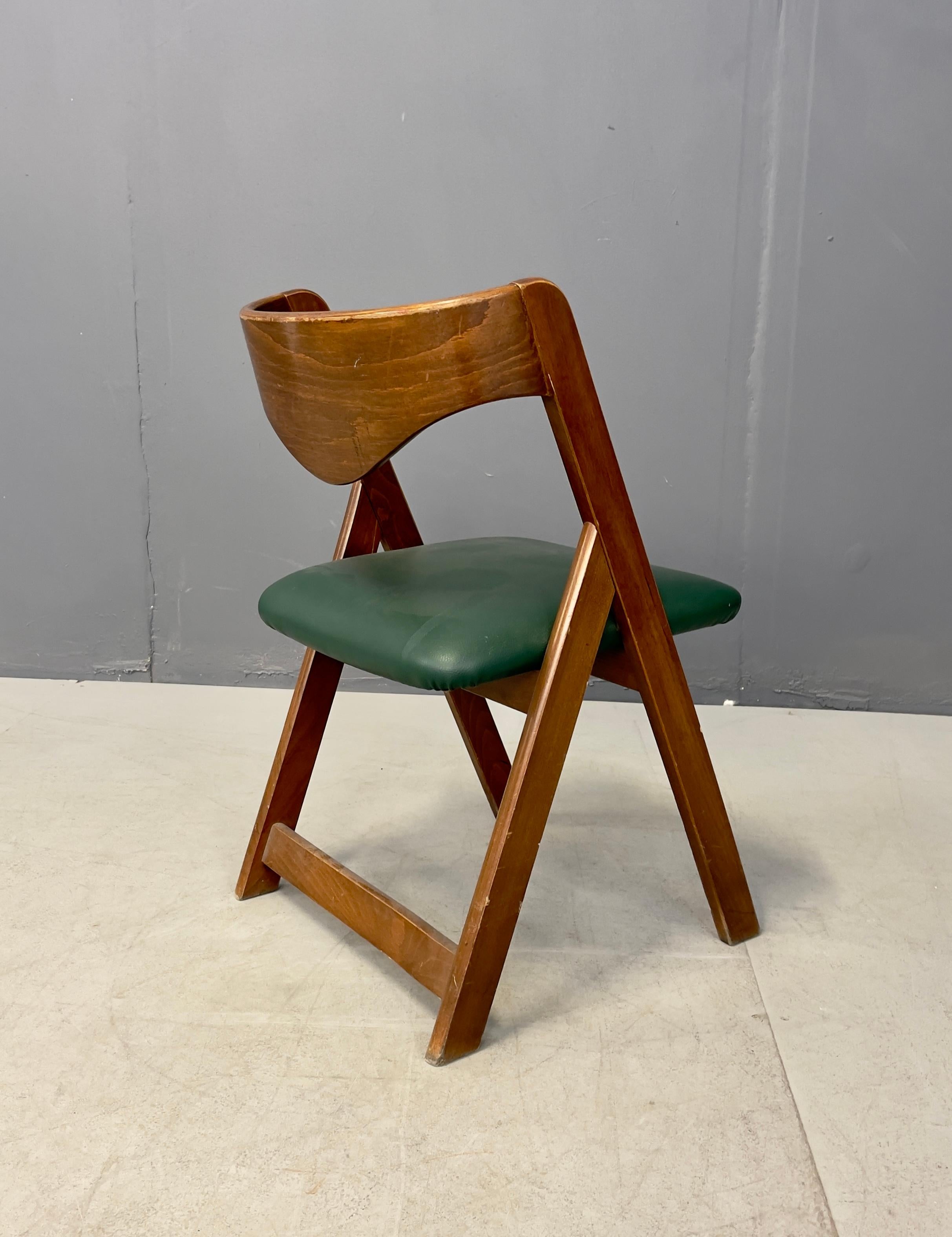 Drei Stühle, 1960er Jahre (Moderne der Mitte des Jahrhunderts) im Angebot