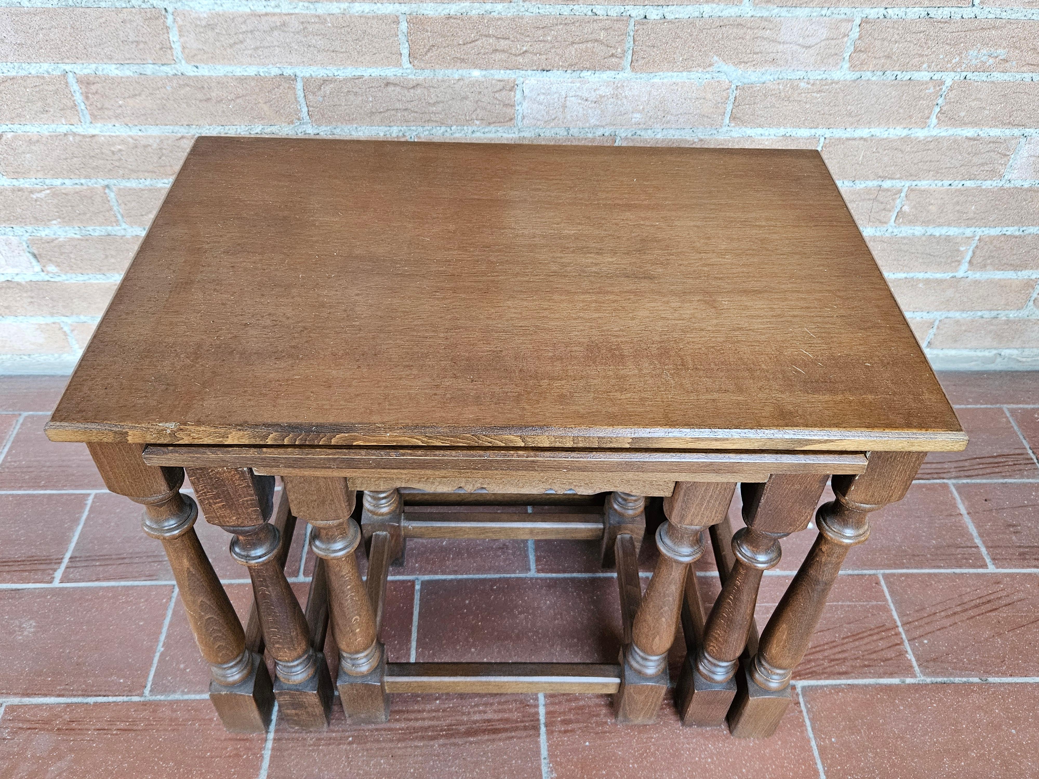 Italian Trois tables à emboîtement vintage des années 1980 en vente