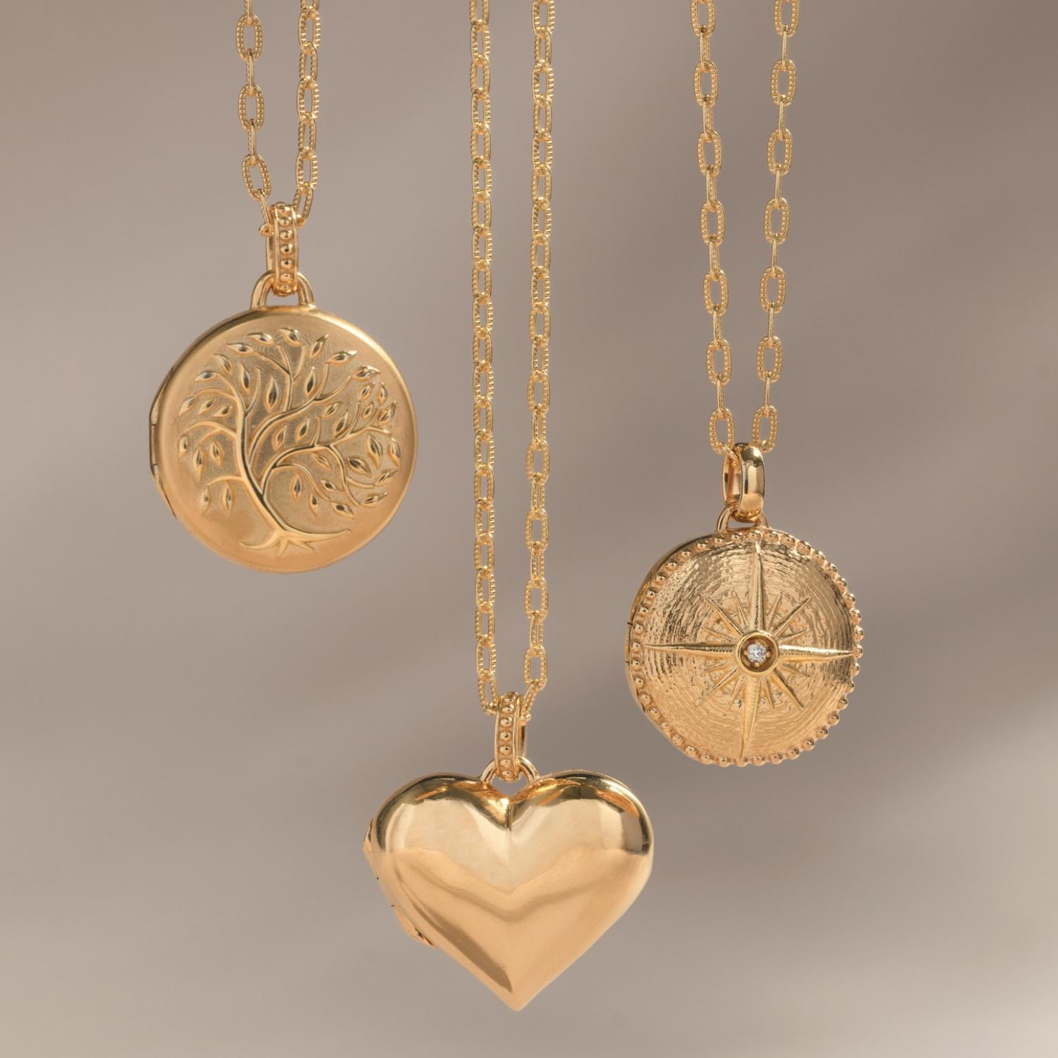 Women's Treasured Heart Locket In 18ct Gold Vermeil For Sale