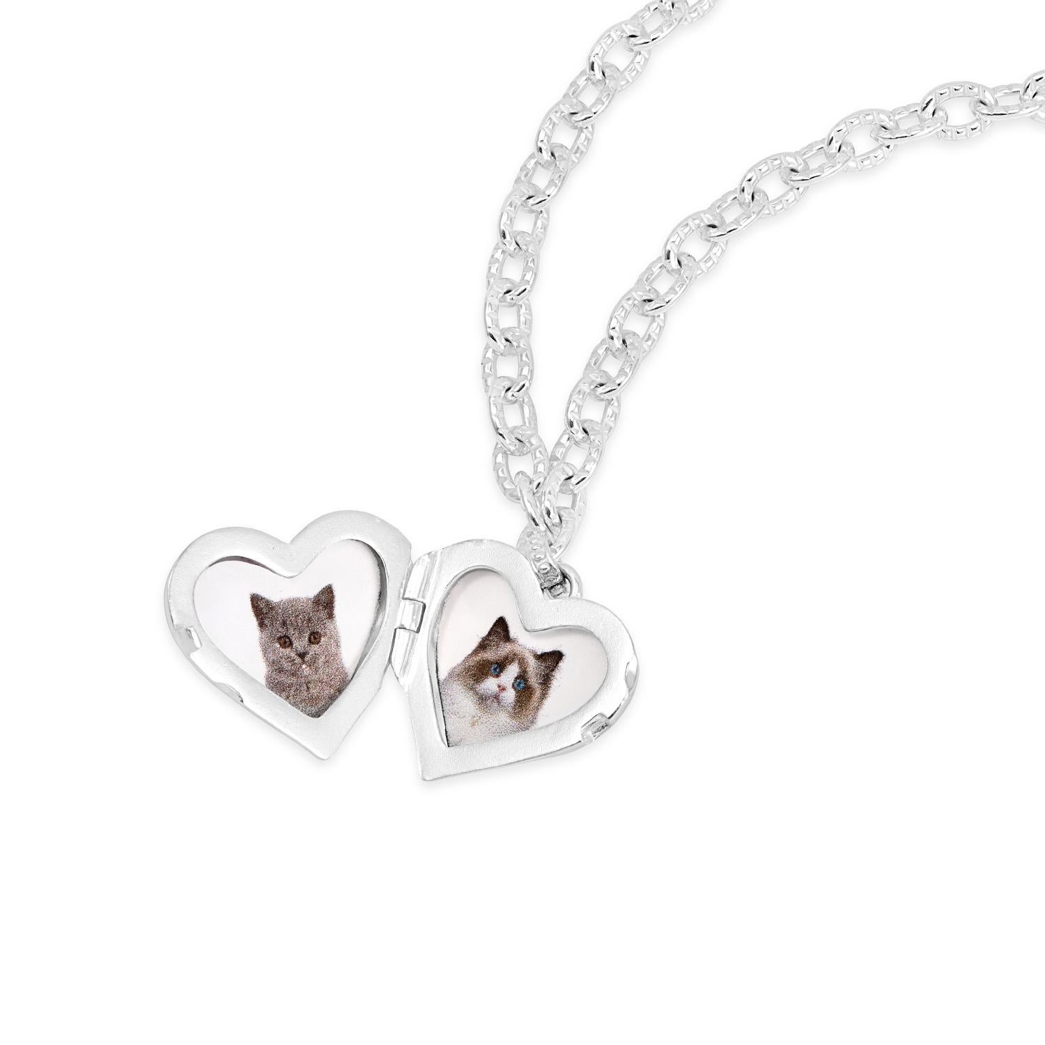 Celebrate your precious stories with our timeless, classic sterling silver 'Treasured Heart' locket, suspended on our distinctive chunky groove chain and finished with our signature D&H lobster catch. Add personal photographs, precious keepsakes or