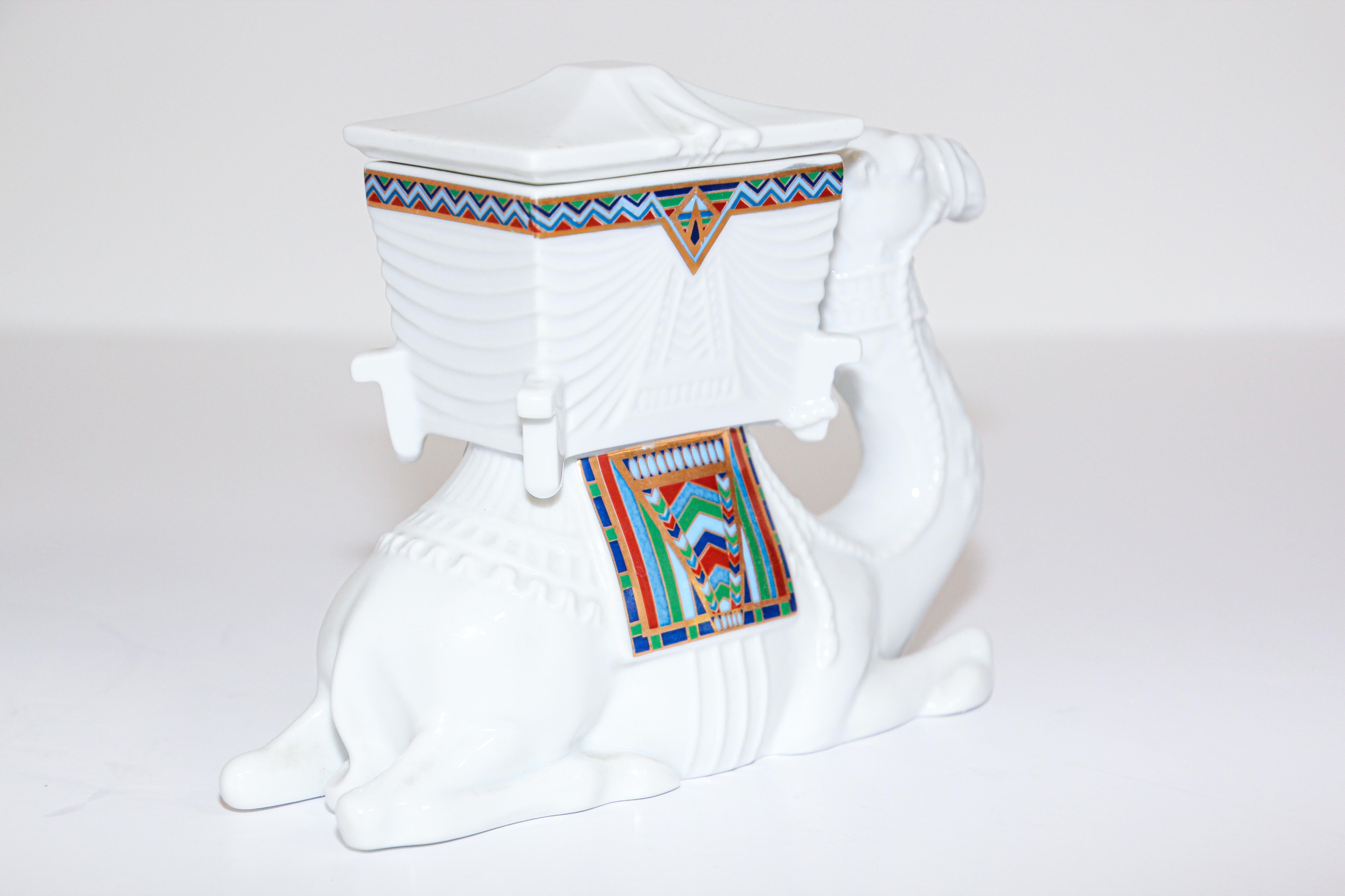 Treasures of the Pharaohs Porcelain Royal Camel by Elizabeth Arden In Good Condition In North Hollywood, CA