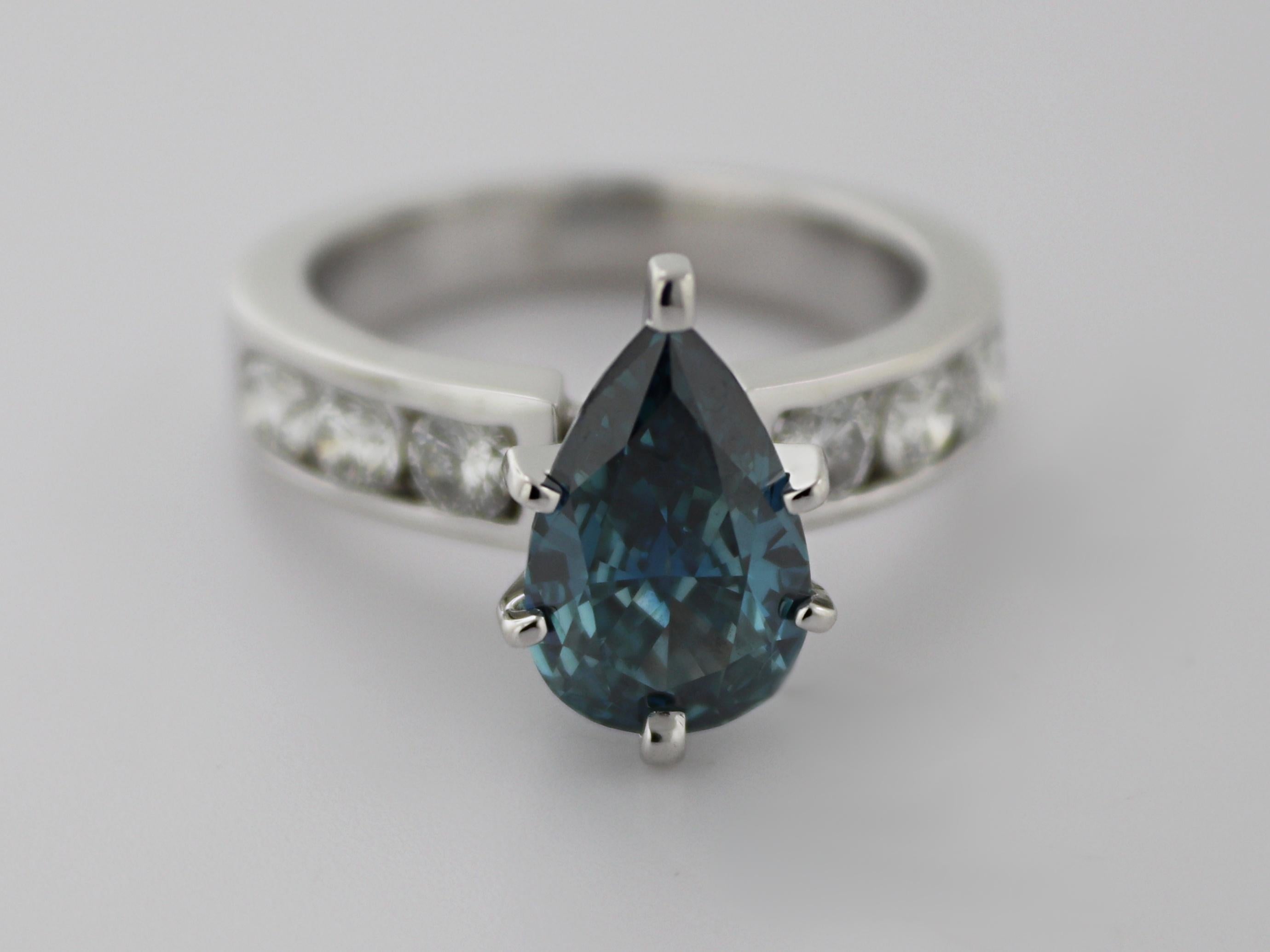 Natürlicher behandelter blauer Diamant, Diamantring 14k Weißgold im Angebot 6