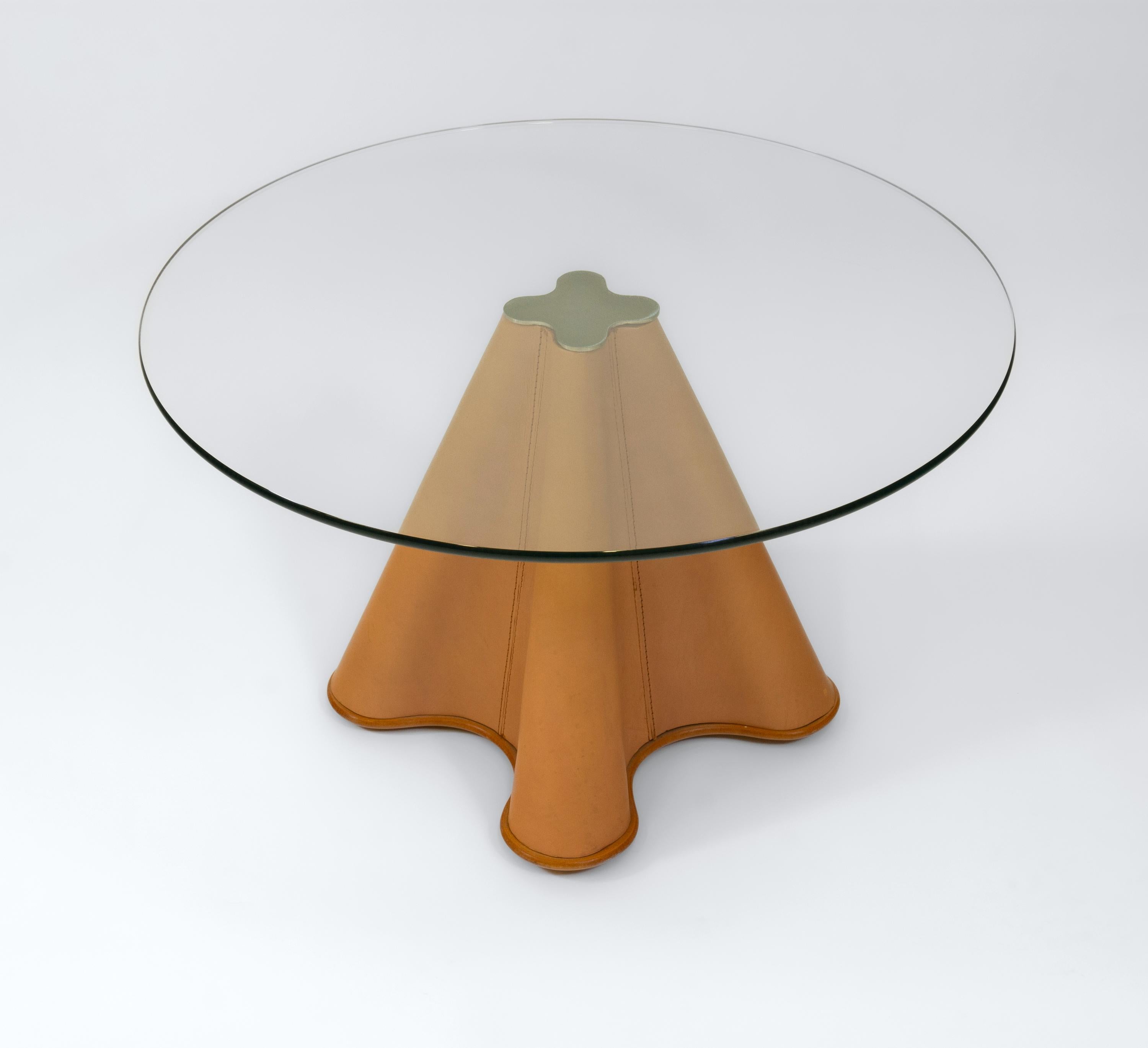 Trébol Coffee Table Attributed To Oscar Tusquets For Casas Spain 1990s In Good Condition For Sale In Norwich, GB