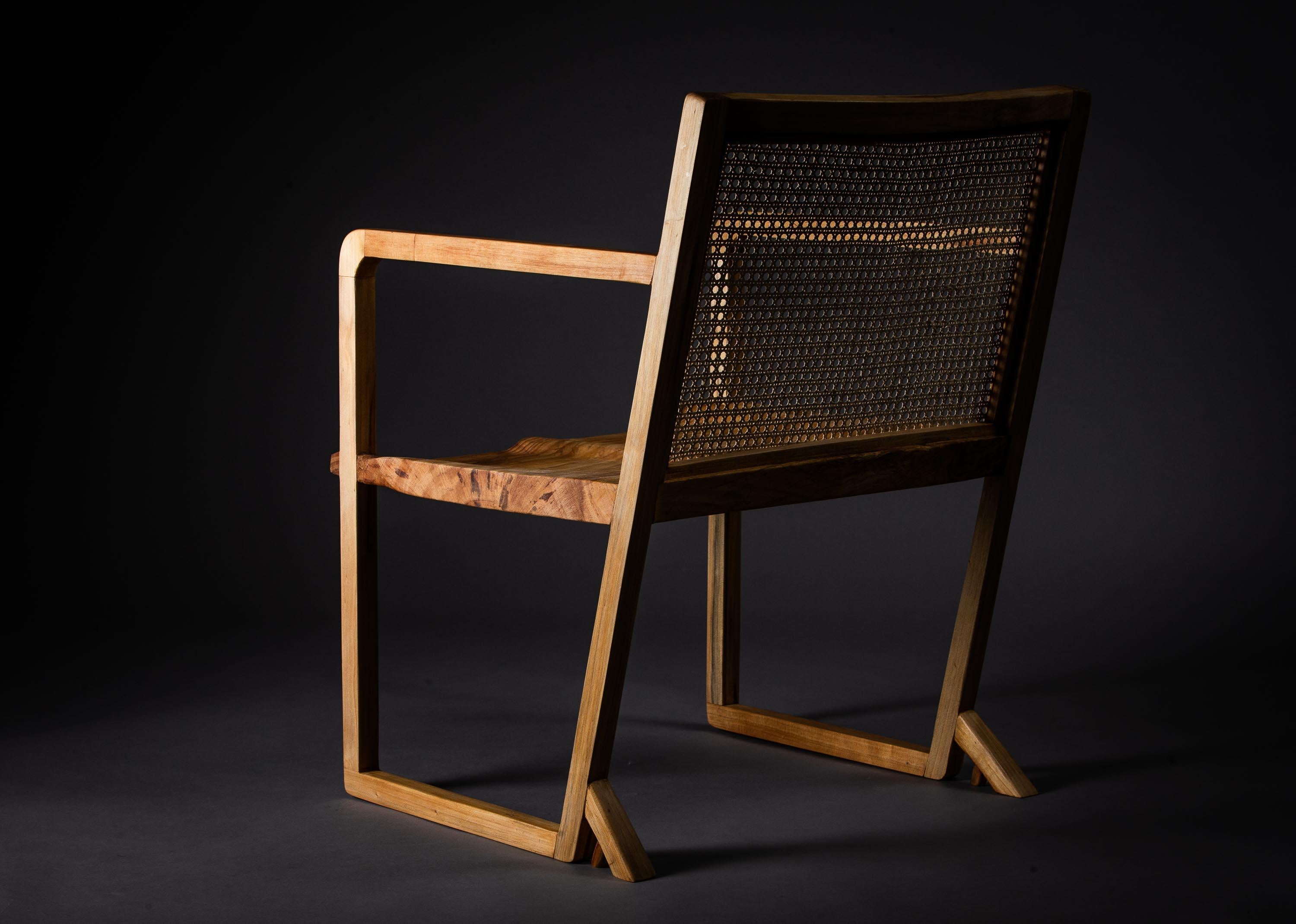 XXIe siècle et contemporain Le fauteuil Tree. Bois massif provenant d'arbres tombés, design d'Amilcar Oliveira en vente