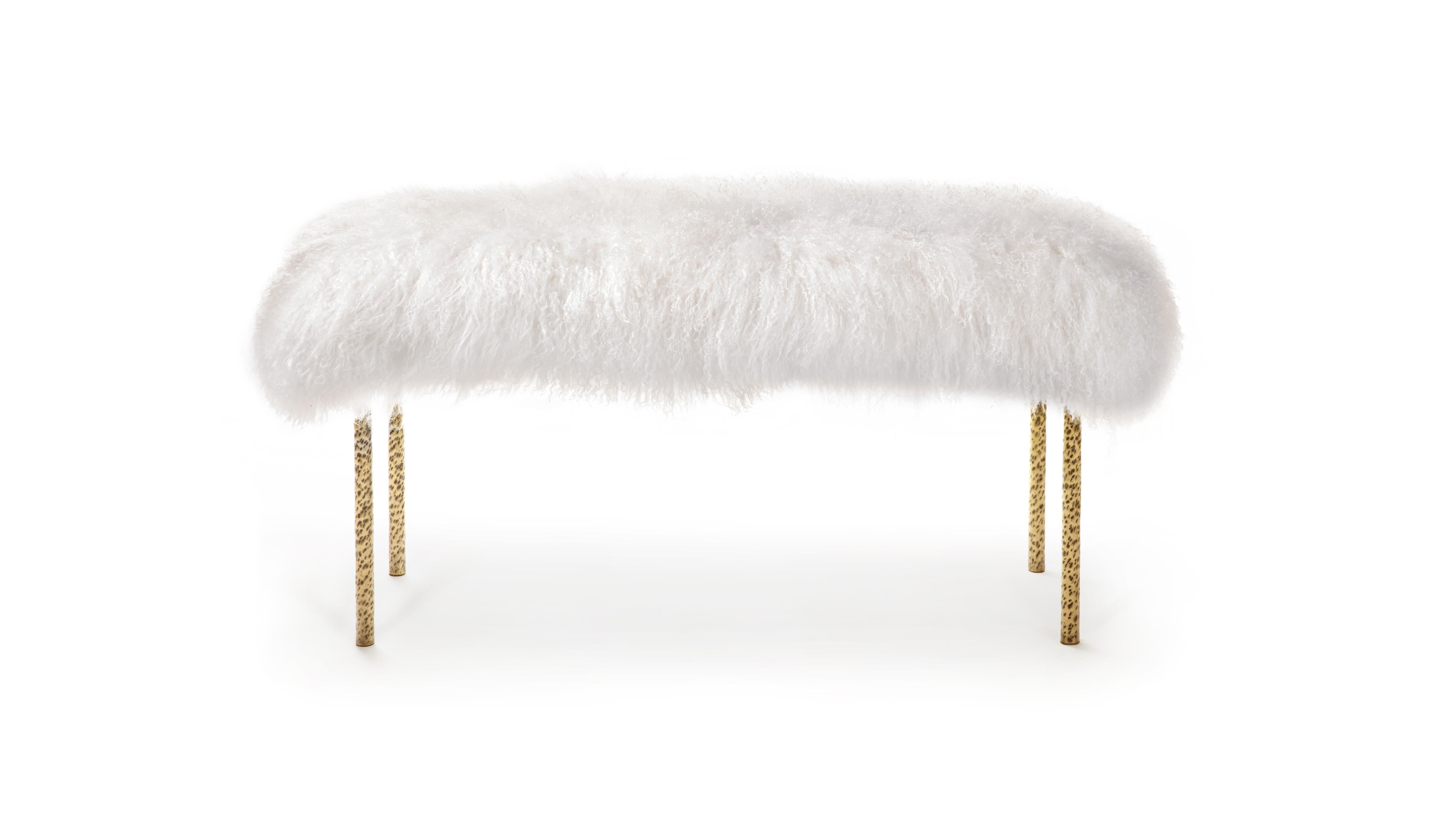 Tree Branches Long Bench by InsidherLand
Dimensions: D 42 x W 100 x H 48 cm.
Materials: Mongolian Lamb fur Ref. White, hammered brass with patinated effect.
10 kg.
Available in other finishes.

The Tree Branches long bench is entirely handcrafted in