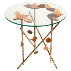 Table d'appoint en branches d'arbres, Insidherland par Joana Santos Barbosa