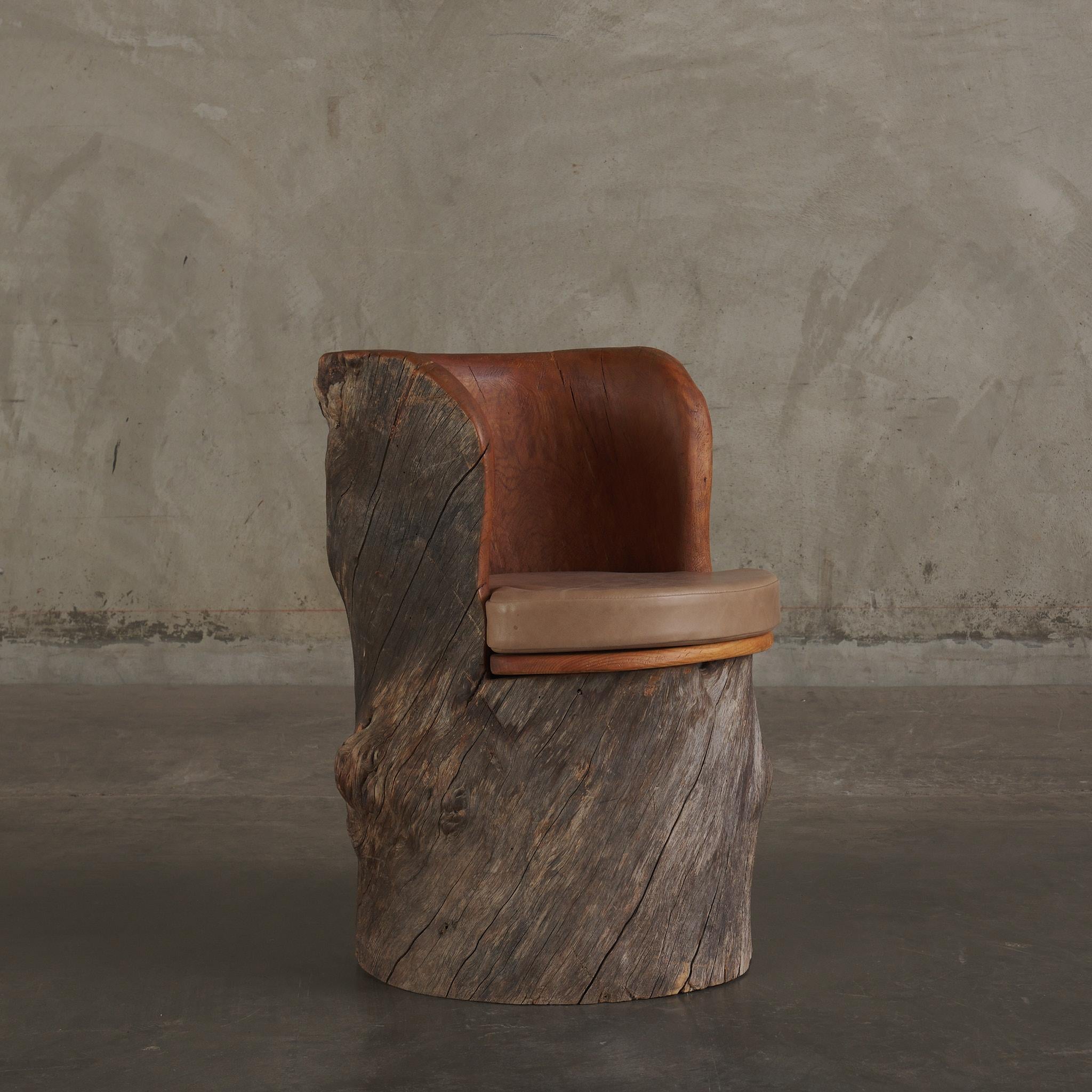 Carved from a single log, this is a fine child sized Kubbestol. 