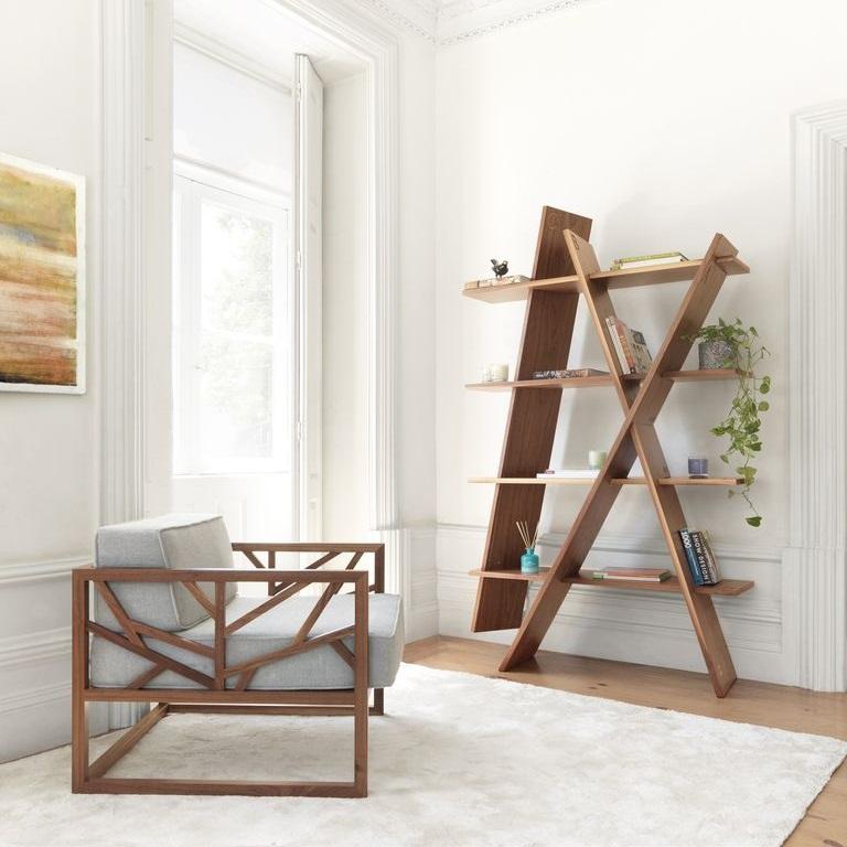 Loungesessel in Baumform mit Struktur aus Massivholz im Angebot 5