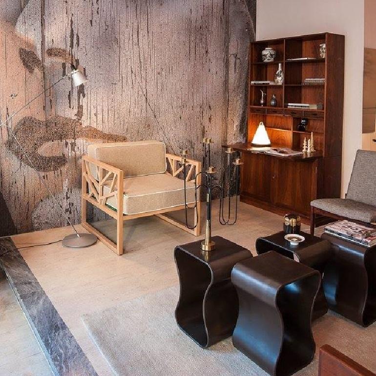 Loungesessel in Baumform mit Struktur aus Massivholz (Stoff) im Angebot