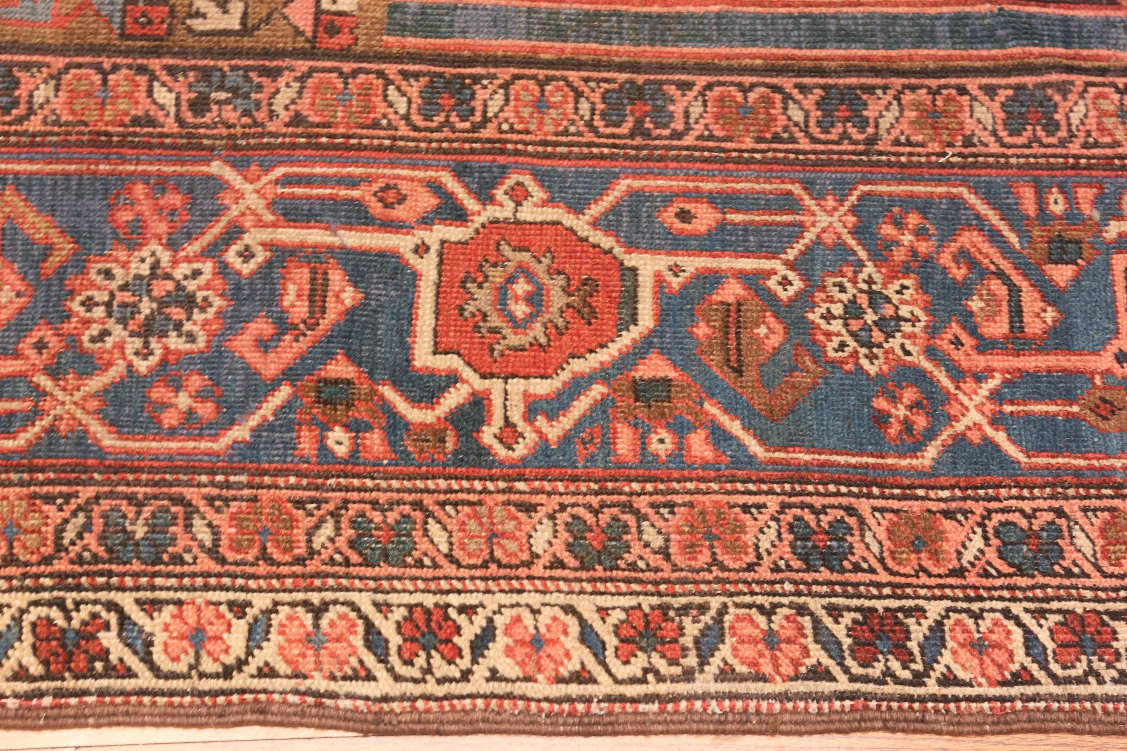 Antique Persian Bakshaish Rug. 9 ft 1 in x 12 ft In Good Condition For Sale In New York, NY