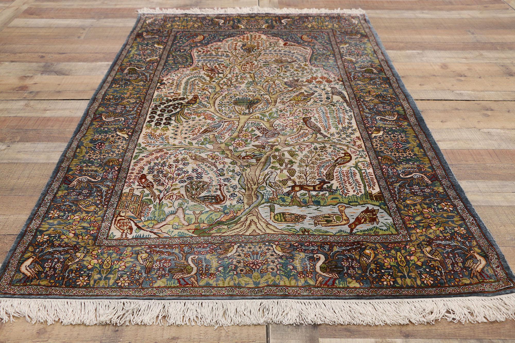 Alfombra vintage turca Hereke de seda pura con la imagen del Árbol de la Vida en venta 1