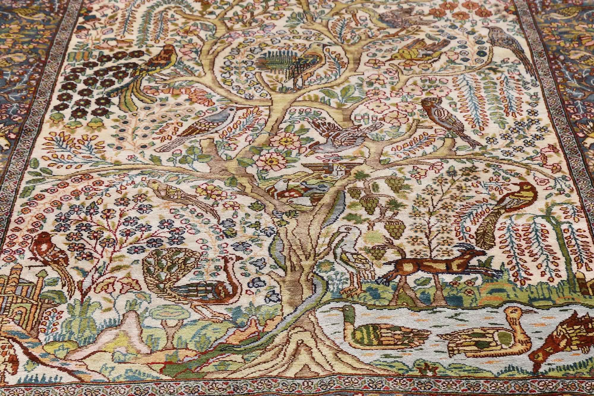 Alfombra vintage turca Hereke de seda pura con la imagen del Árbol de la Vida Turco en venta
