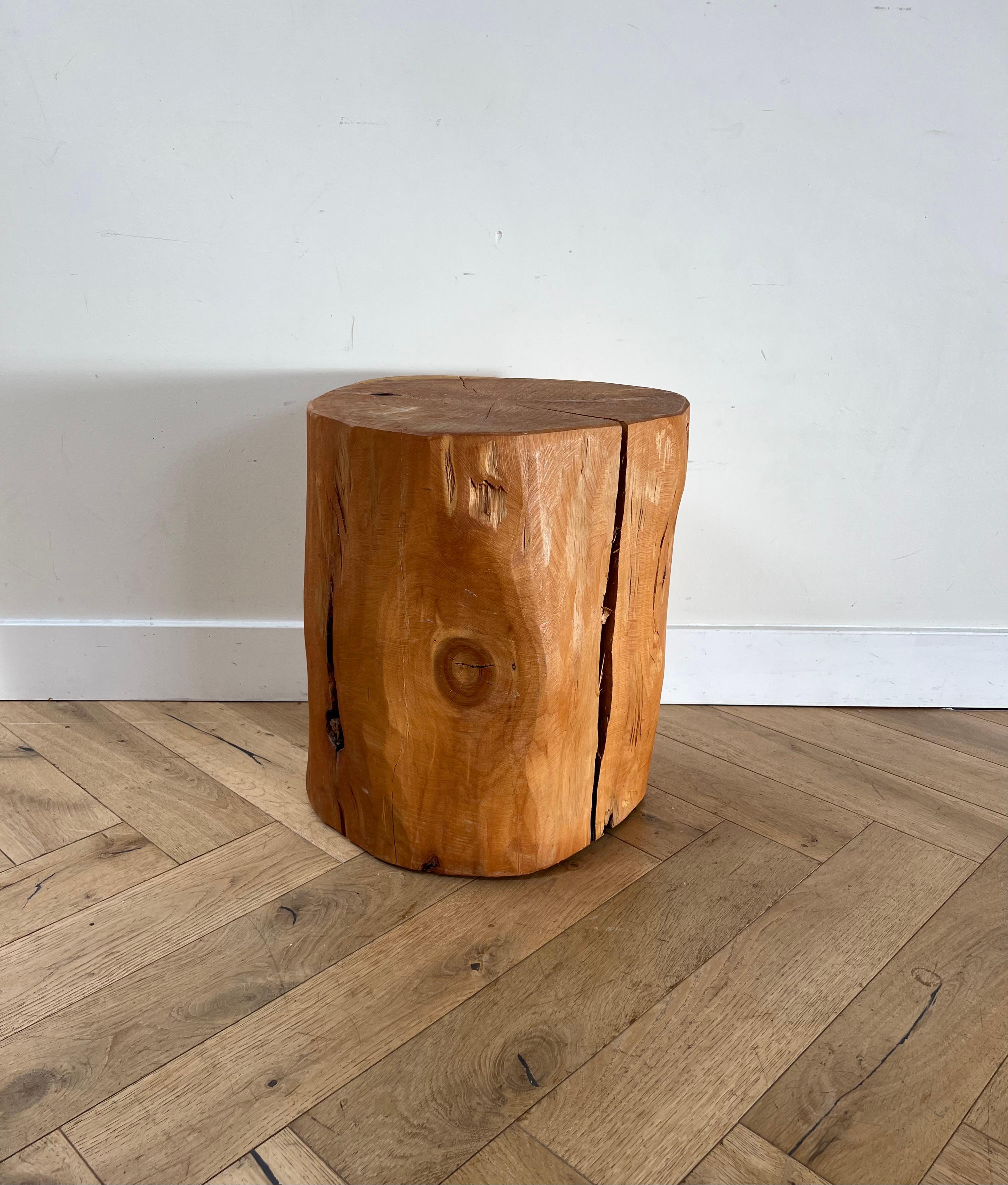 Tree Stump Side Table, 21st Century In Good Condition For Sale In View Park, CA