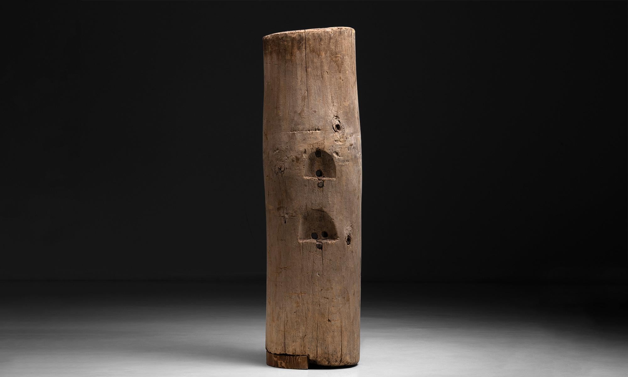etagere angle tronc d'arbre