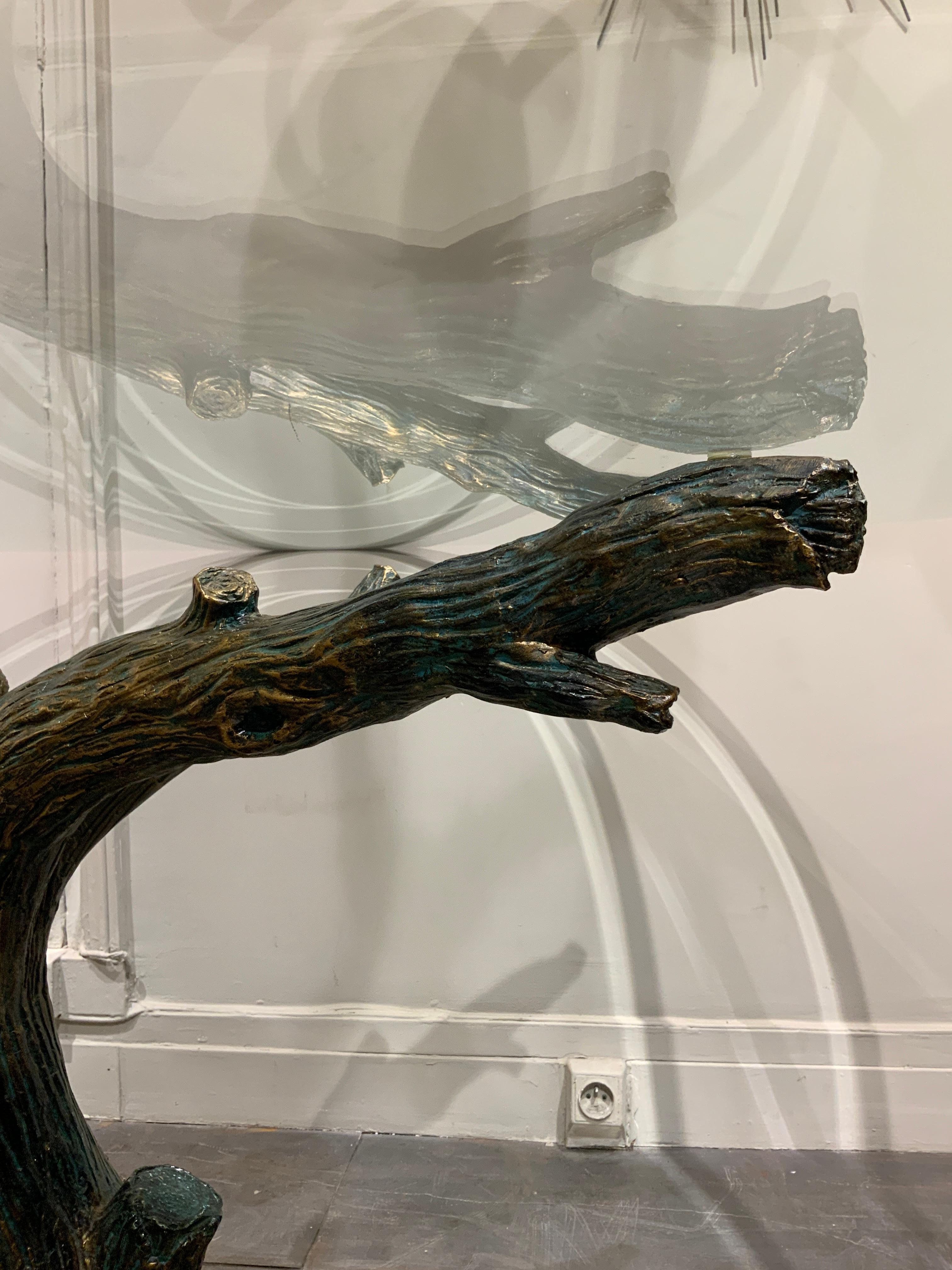 Tree trunk dining or center table glass top France circa 1970 In Good Condition For Sale In PARIS, FR
