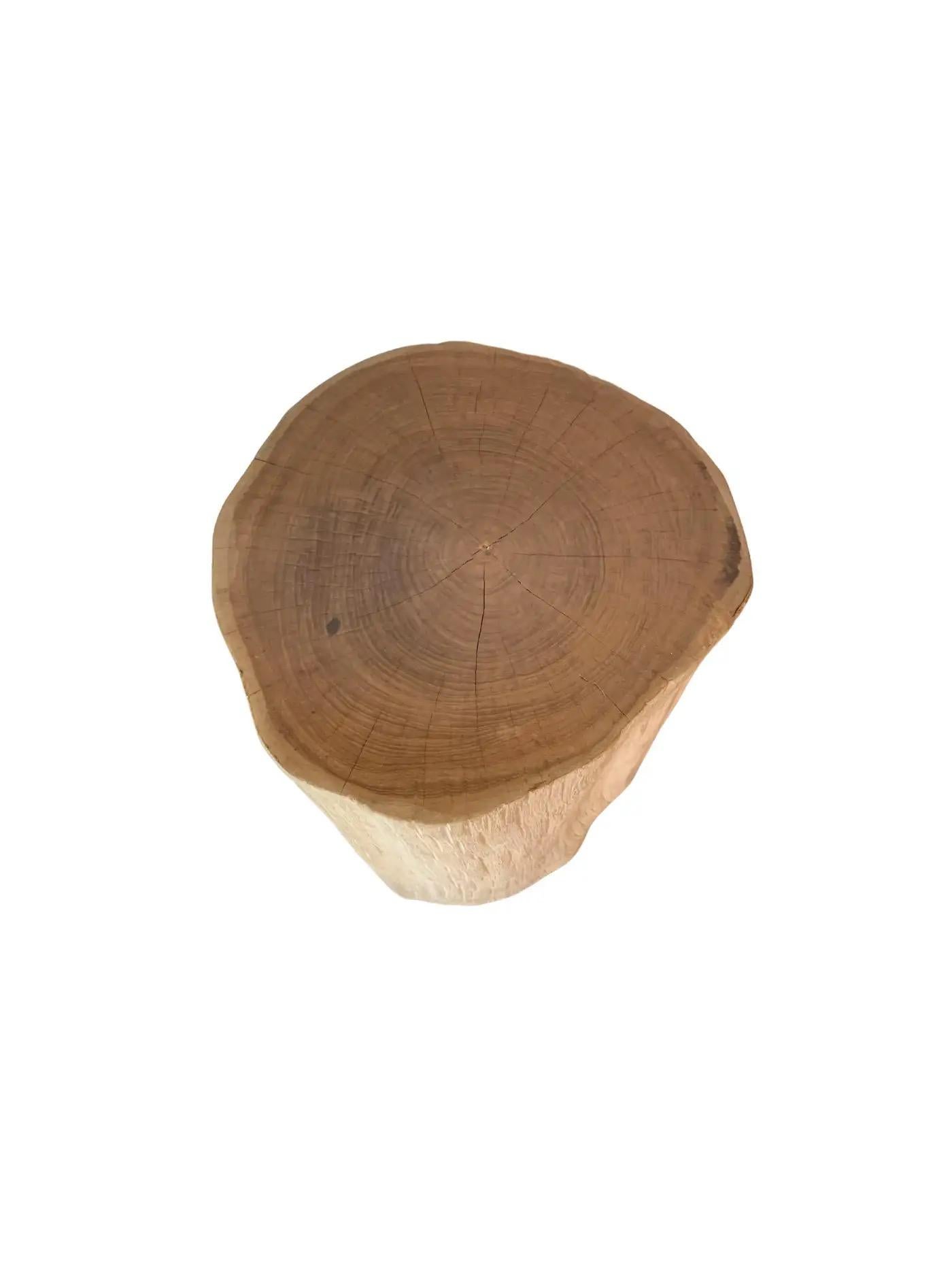 Tree Trunk Side Table Solid Teak Wood Bleached Finish Modern Organic In Good Condition For Sale In Jimbaran, Bali