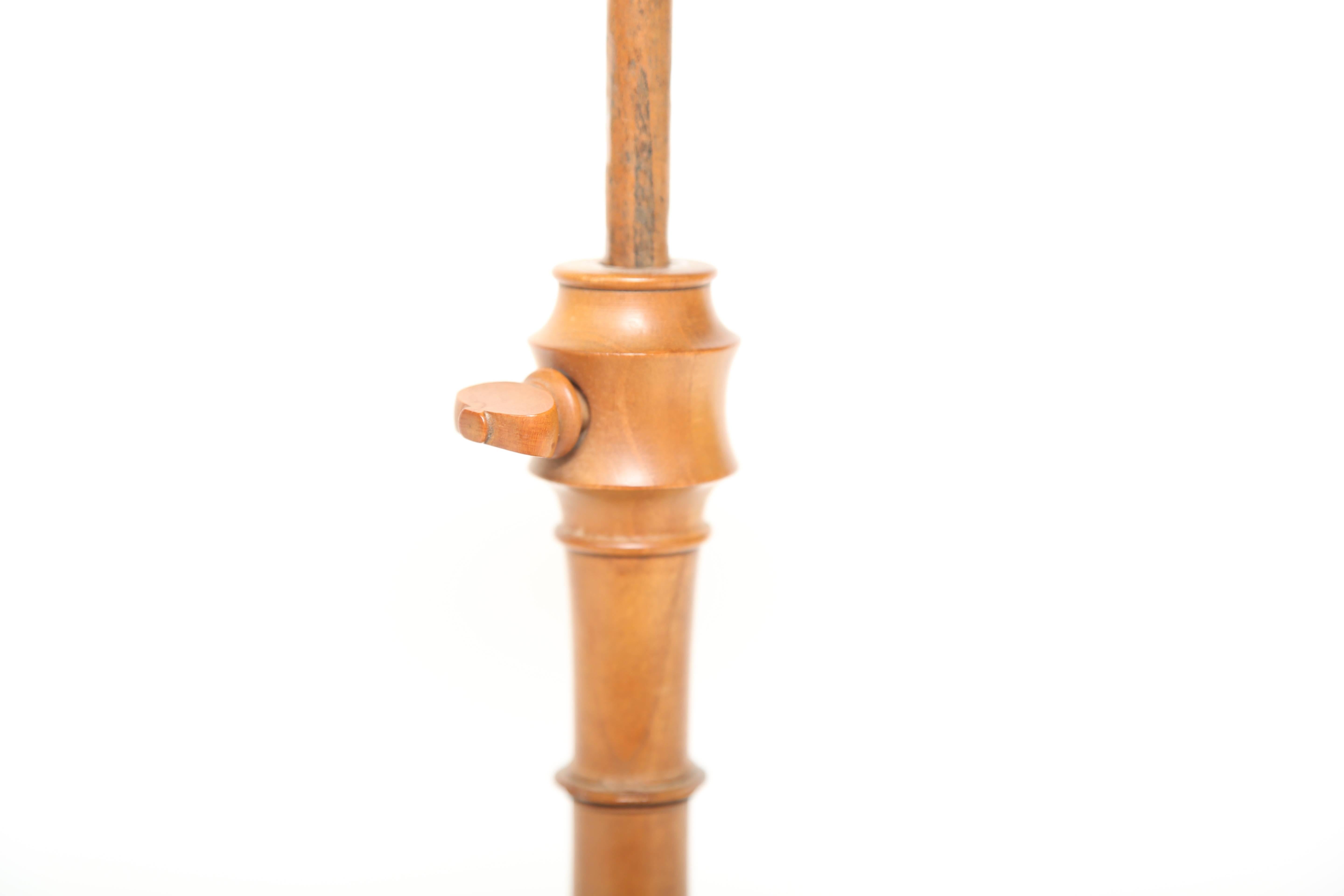 Treen Candle Stand, Hand Lathe Turned English 19th Century In Good Condition In West Palm Beach, FL