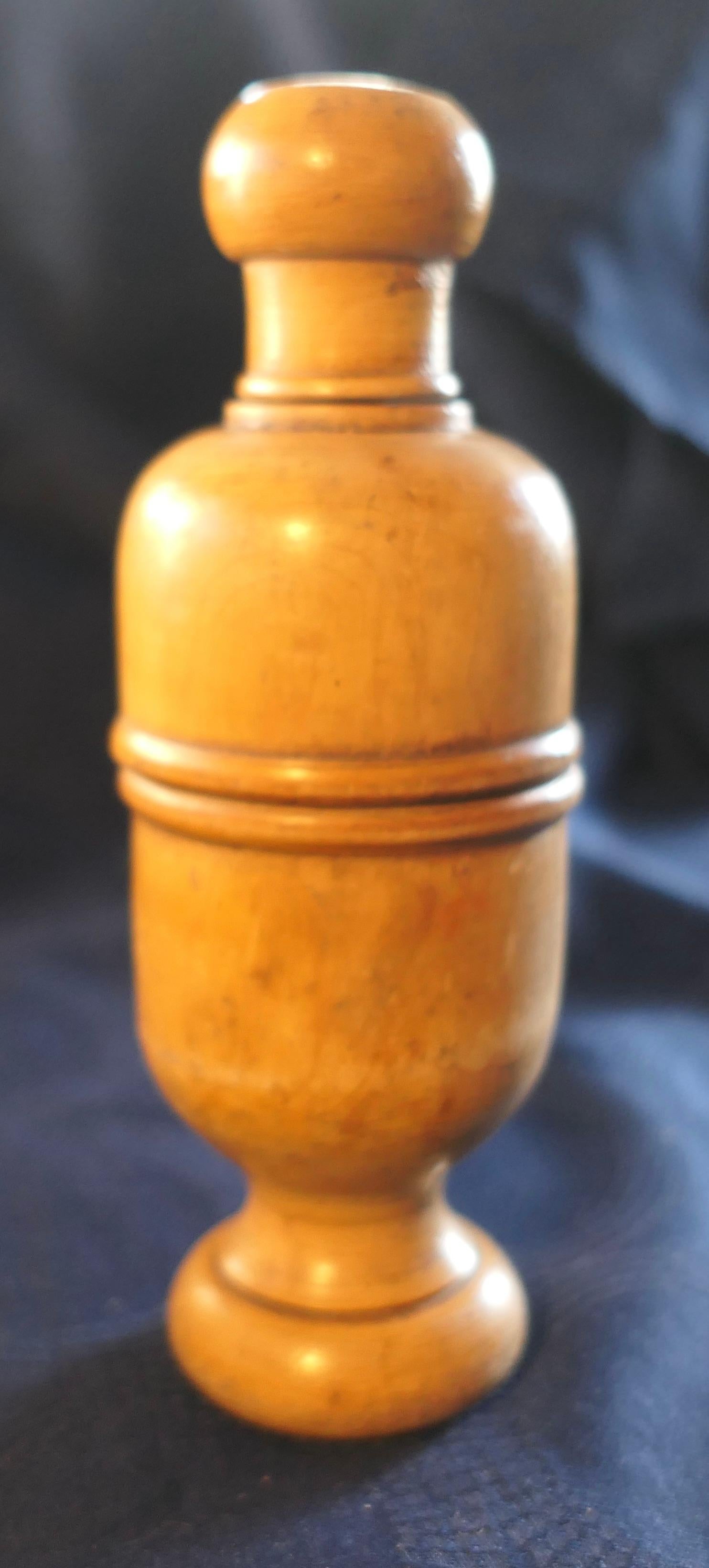Georgian Treen Wine Bottle Corker or Cork Compressor      For Sale