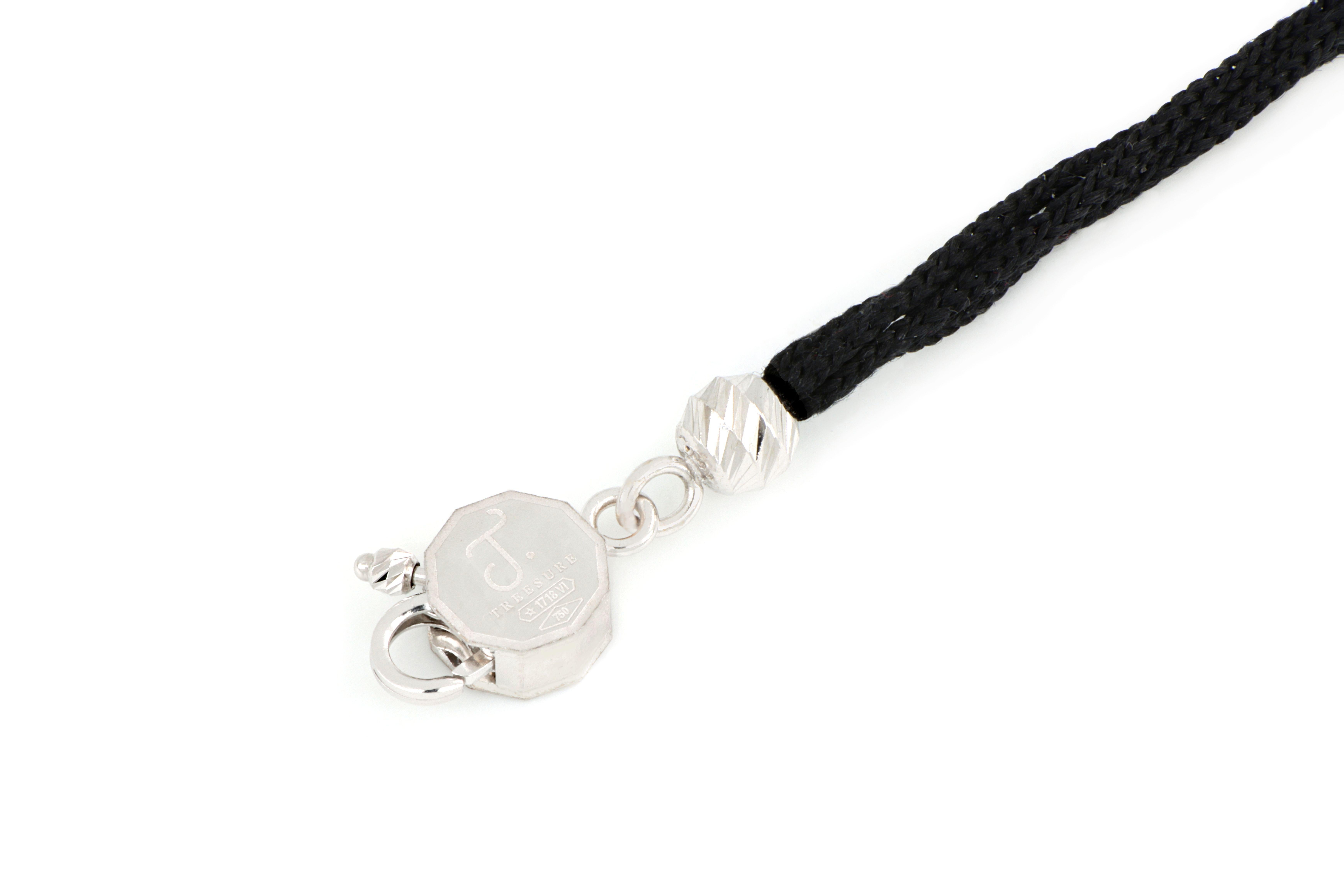 Modern Treesure 18 Kt White Gold and Black Pure Silk Bracelet with Diamond Cutted Beads For Sale