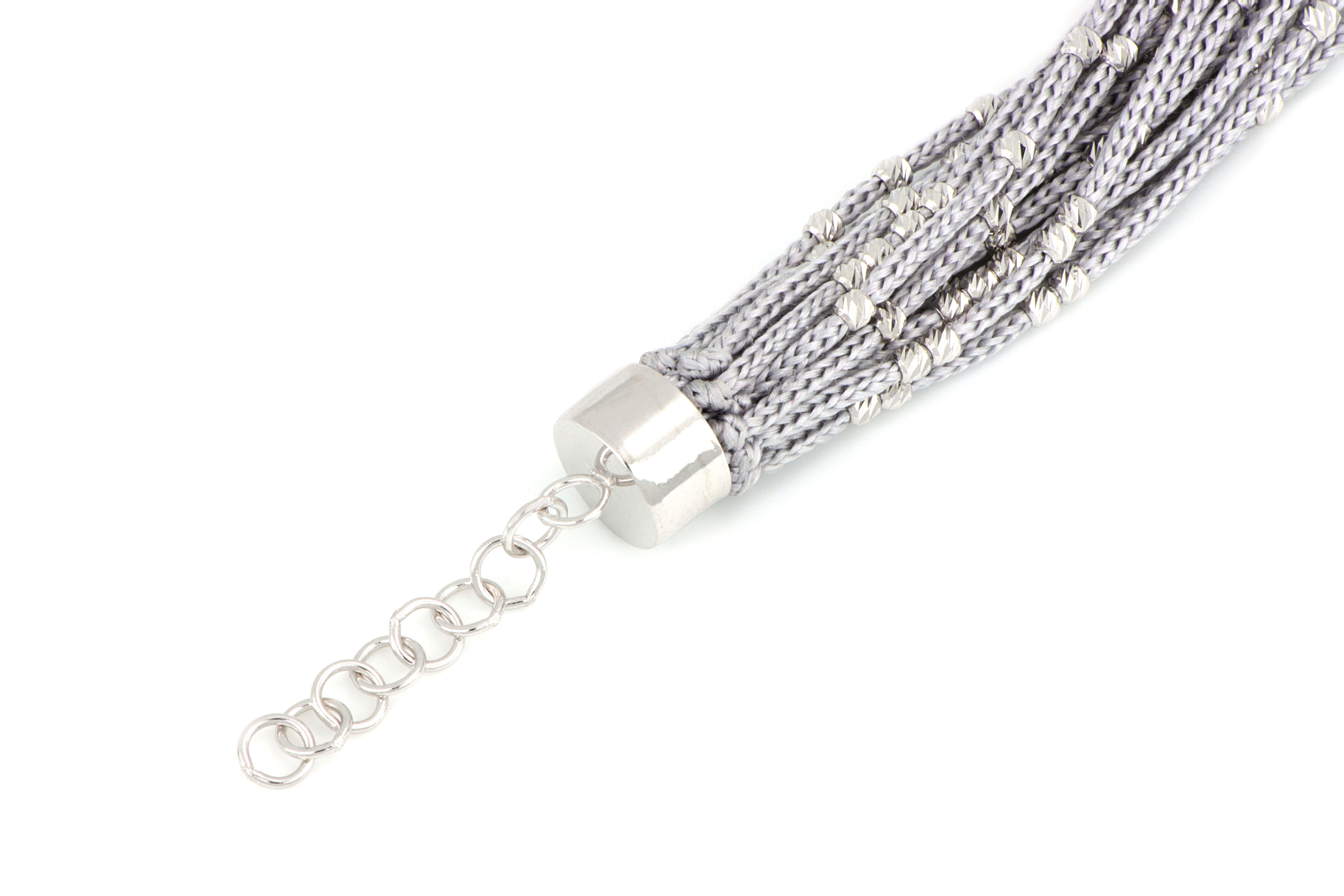 Treesure 18 Kt White Gold and Grey Pure Silk Bracelet with Diamond Cutted Beads In New Condition For Sale In Nove, Veneto