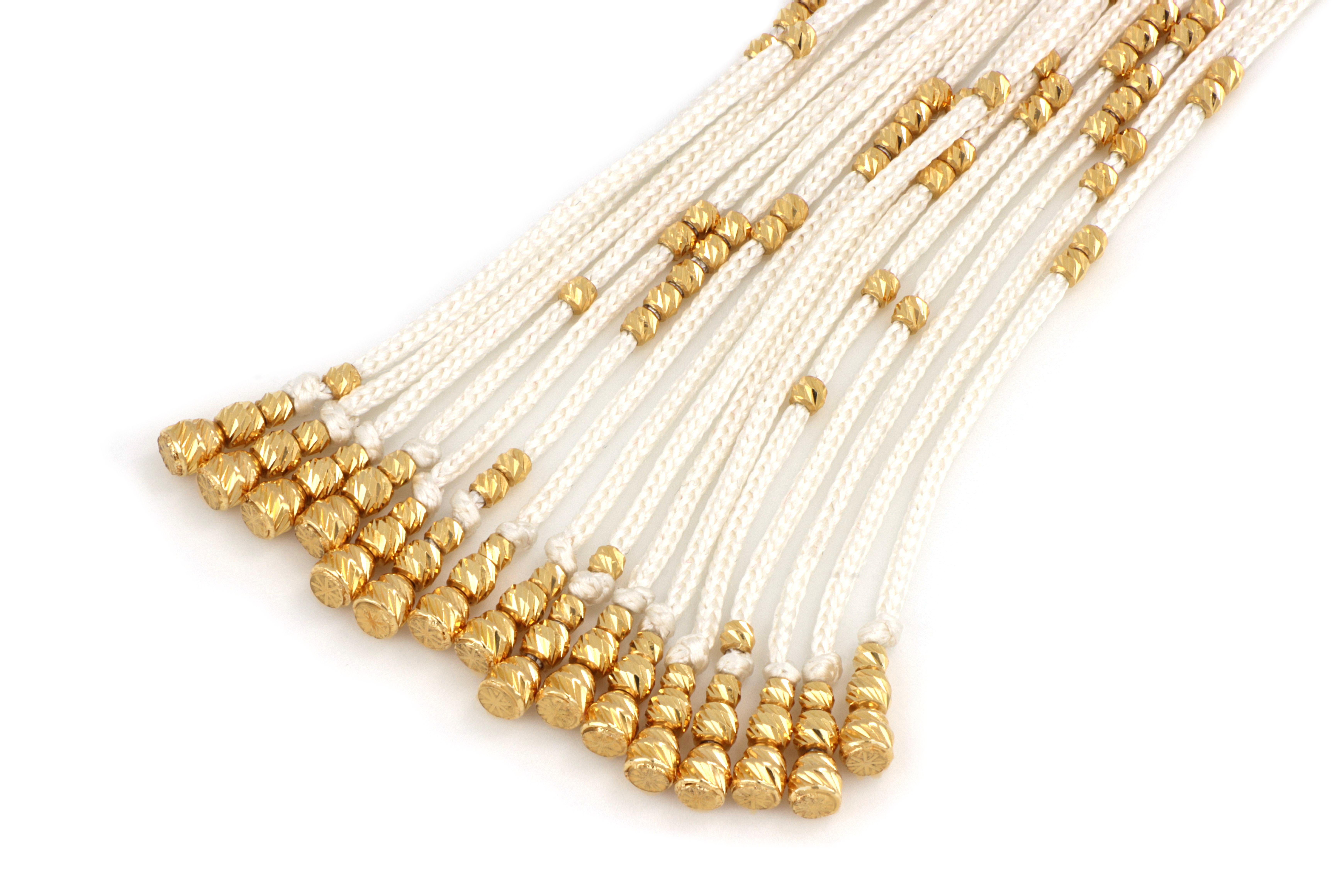 Treesure 18 kt yellow Gold and white Silk long Earring with diamond cutted beads In New Condition For Sale In Nove, Veneto